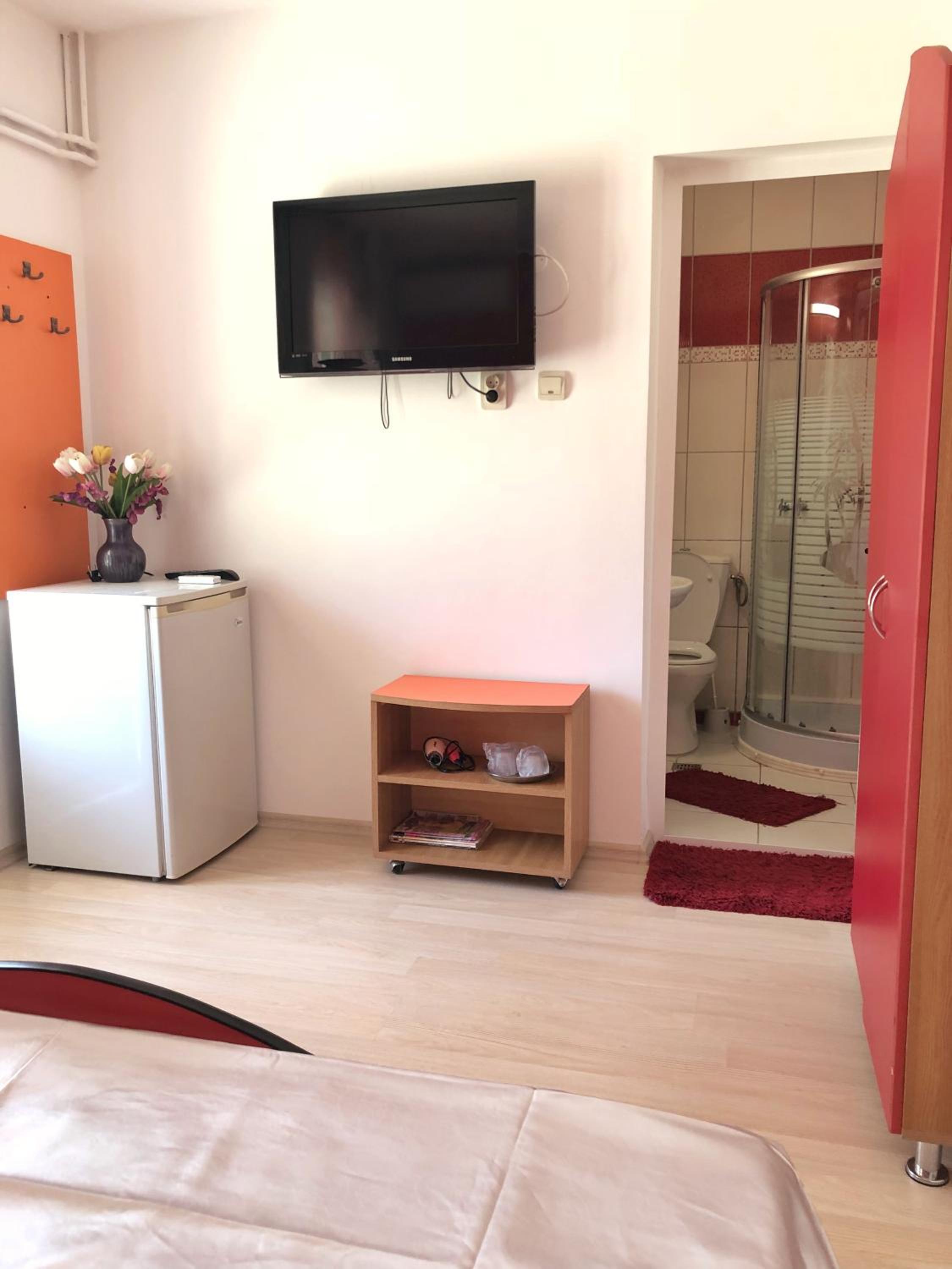 Double Room with Private Bathroom photo 2