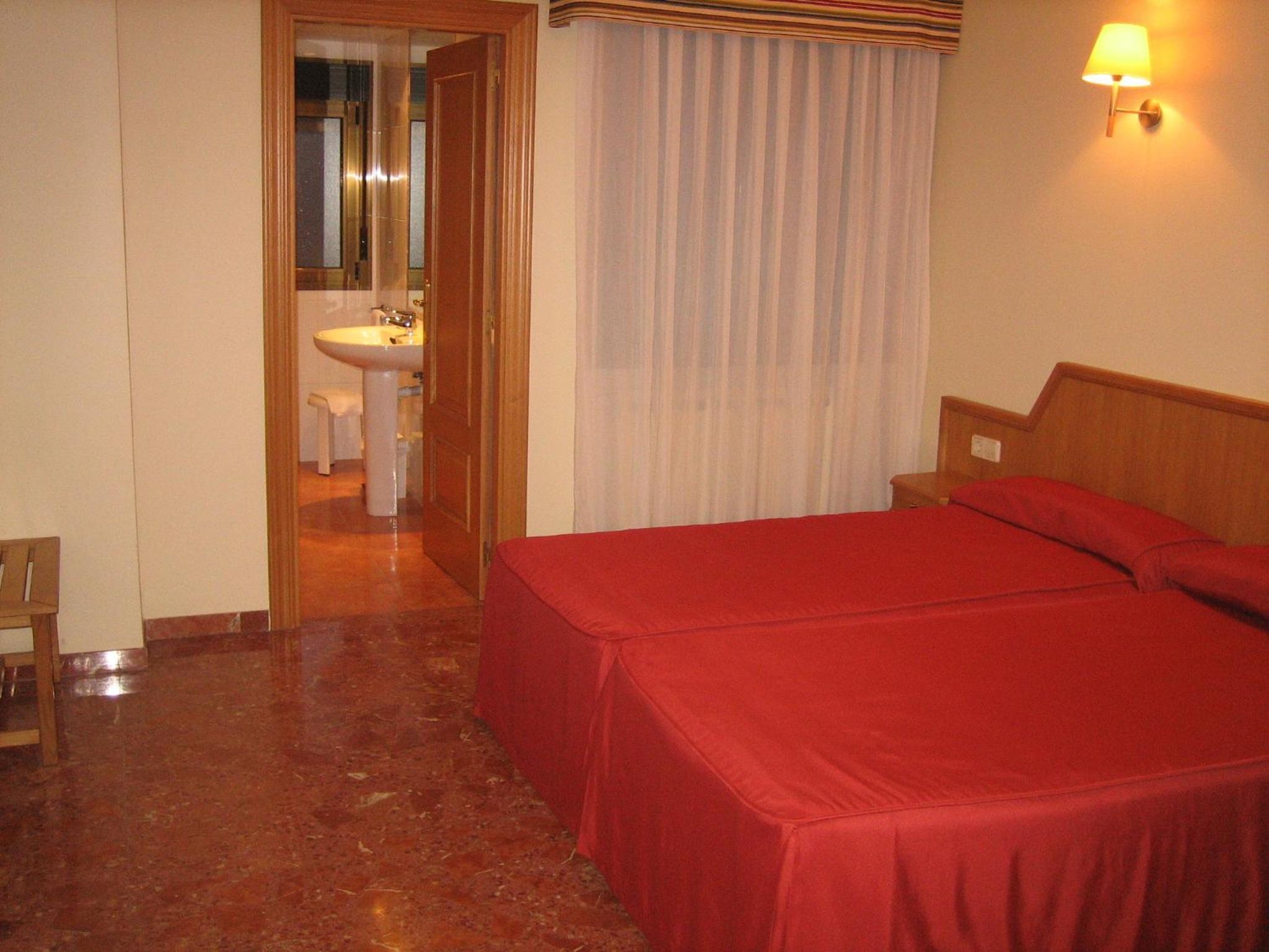 Single Room photo 2