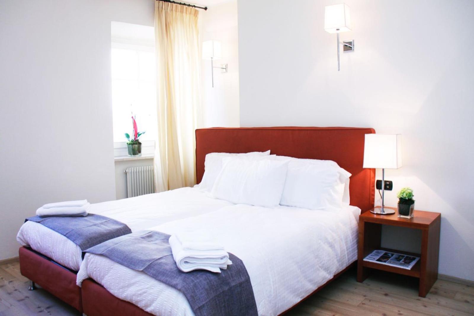 Deluxe Double or Twin Room photo 2