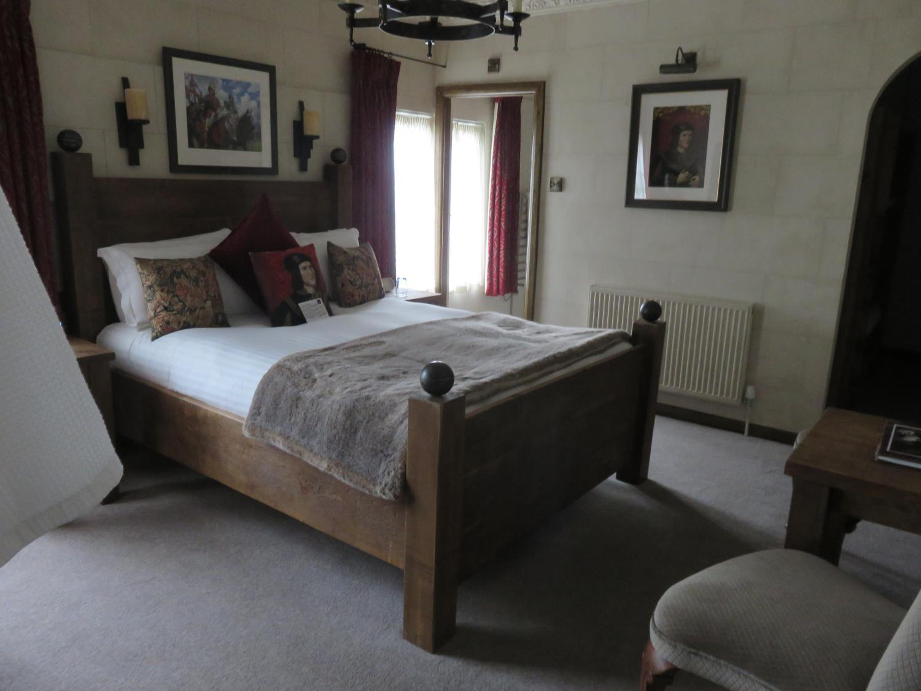 Executive Family Room