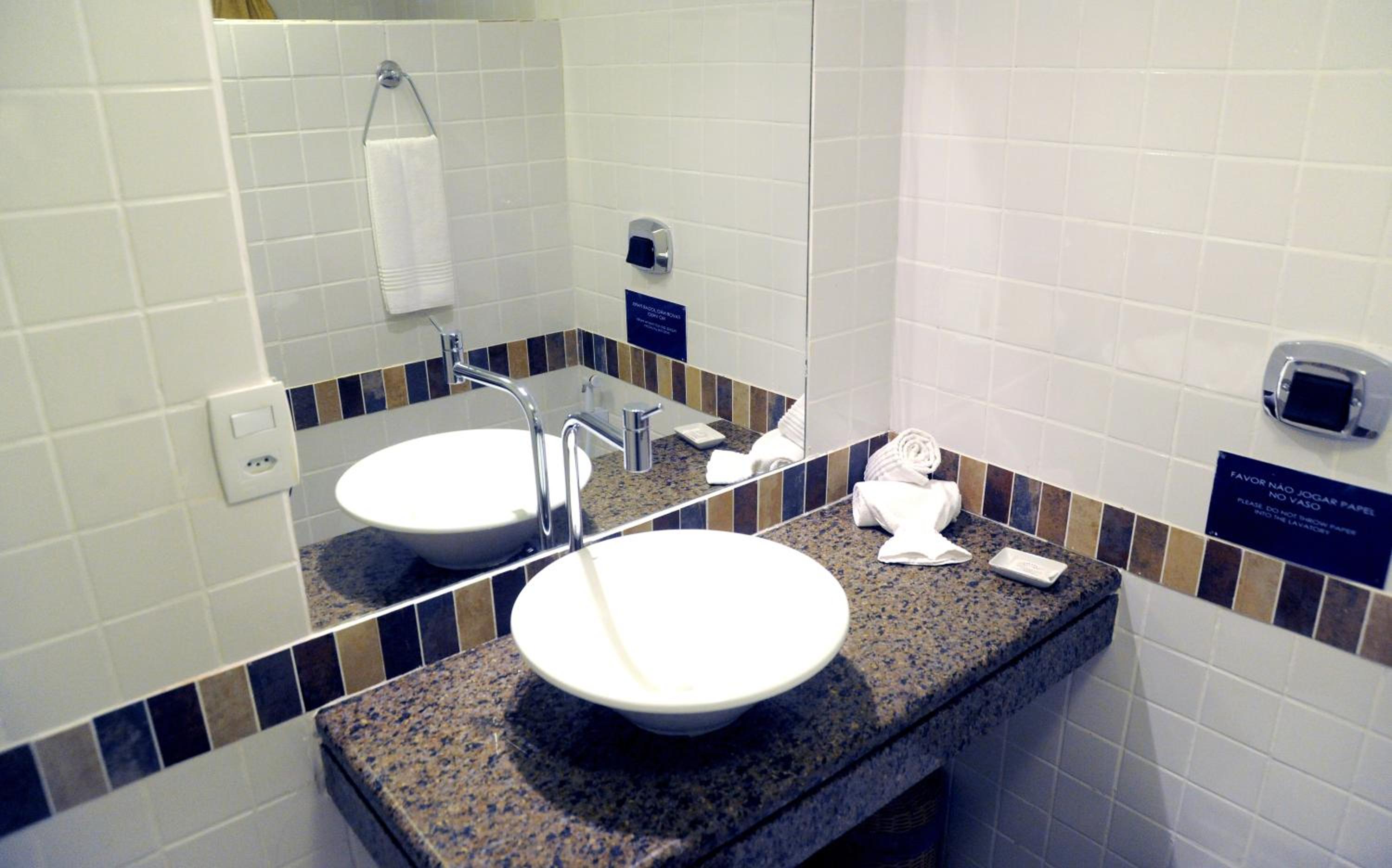 Triple Room - Photo 11