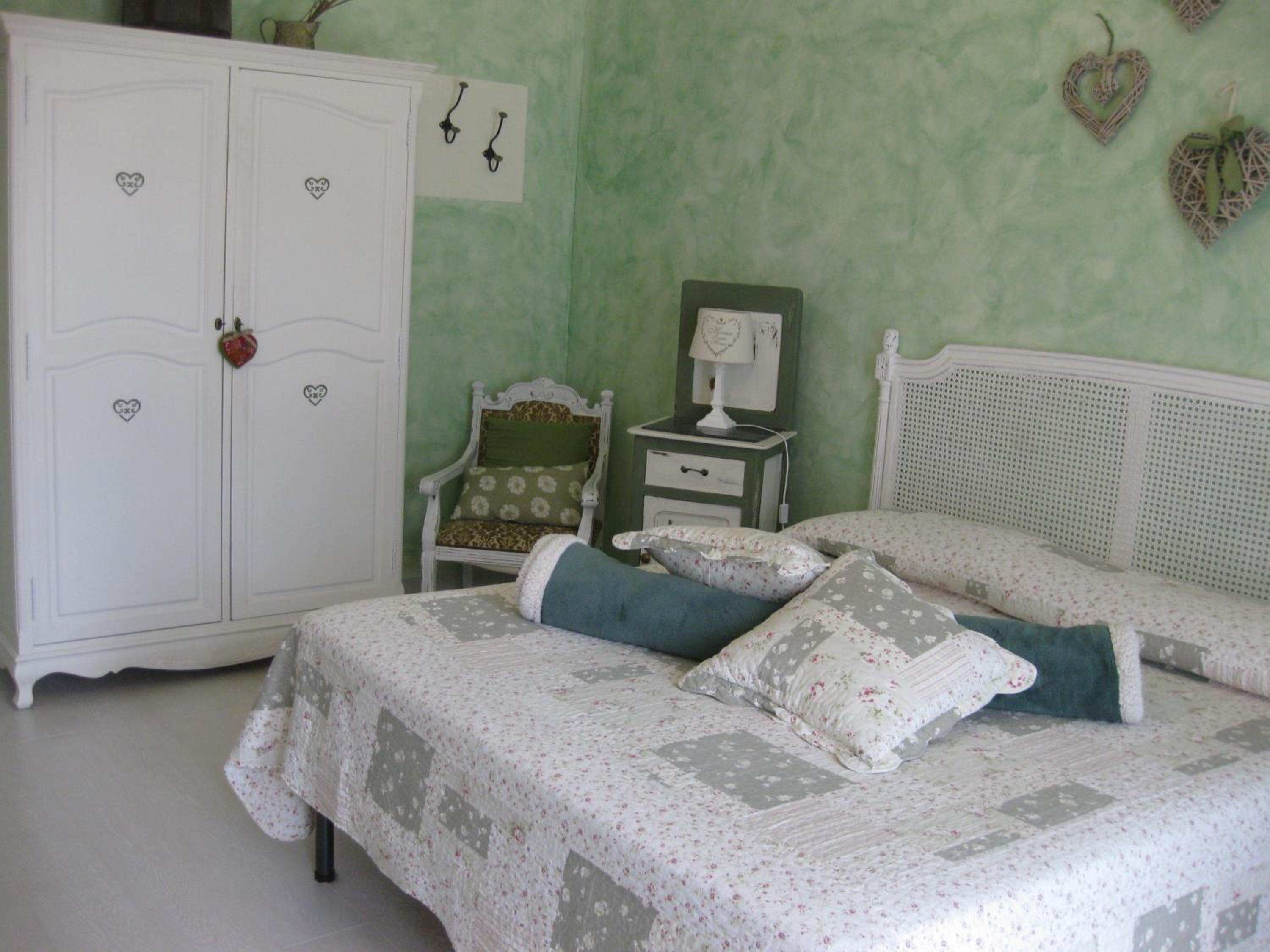 Standard Double Room - Photo 4