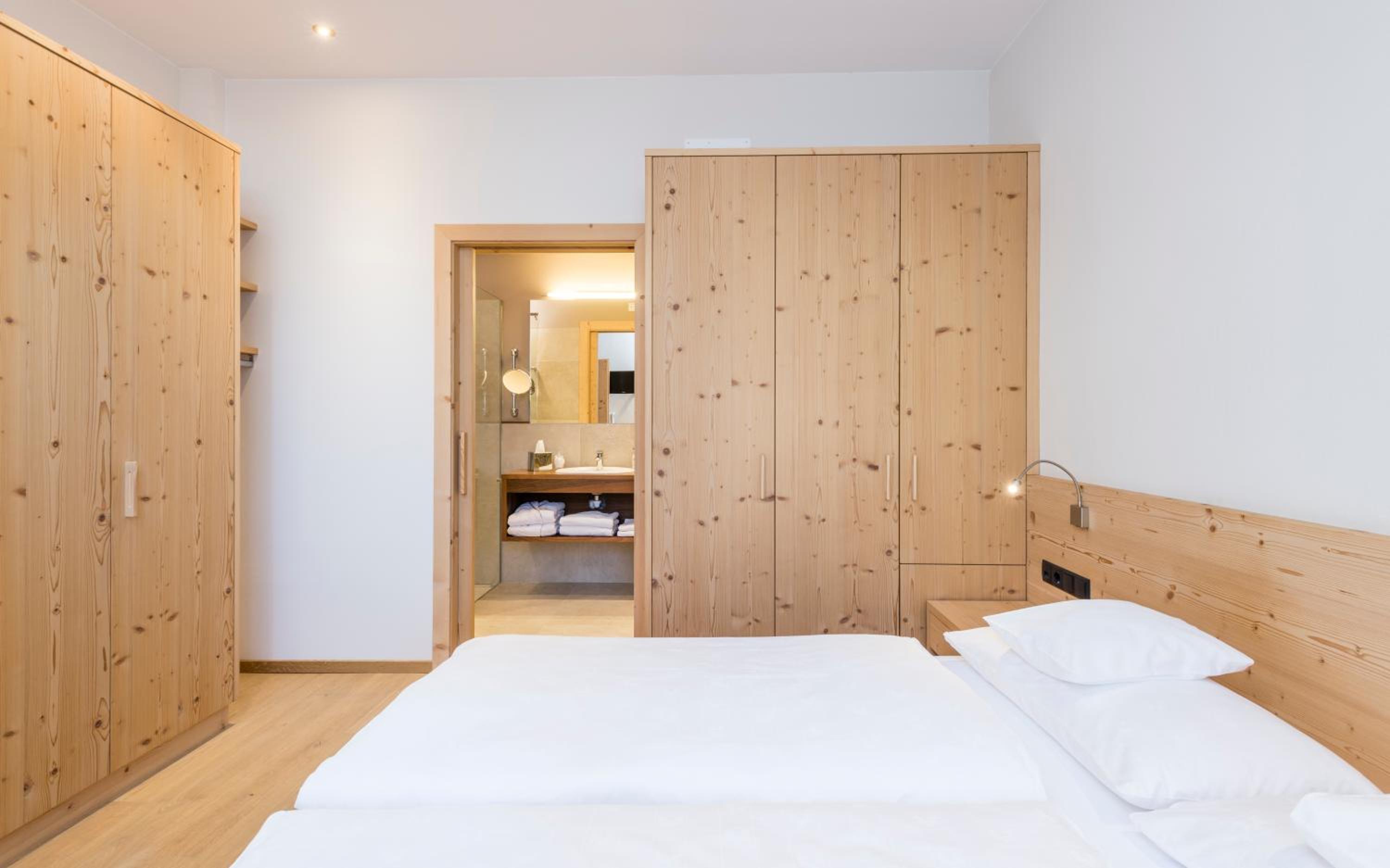 Junior Suite - Photo 1