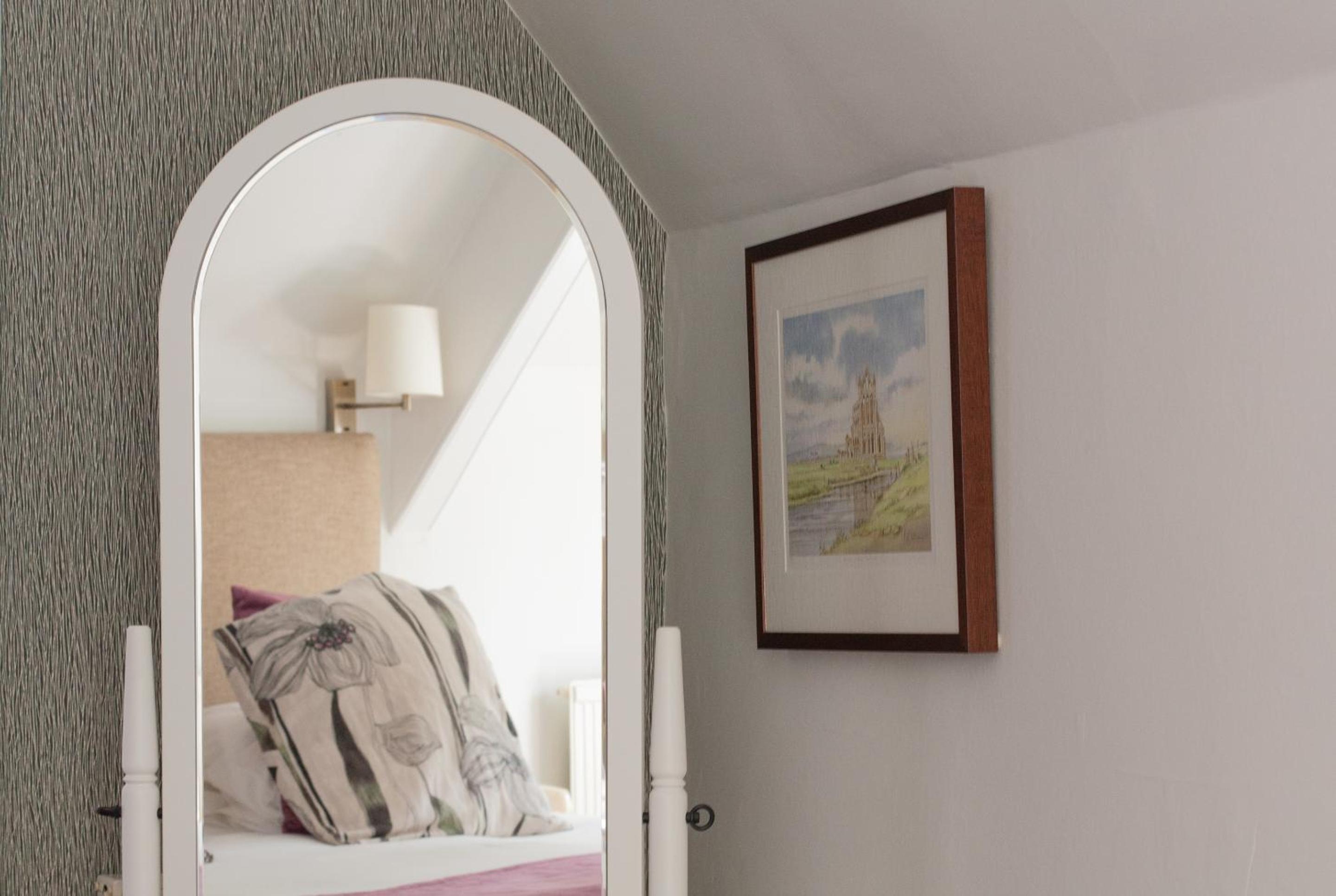 Loft Room photo 2