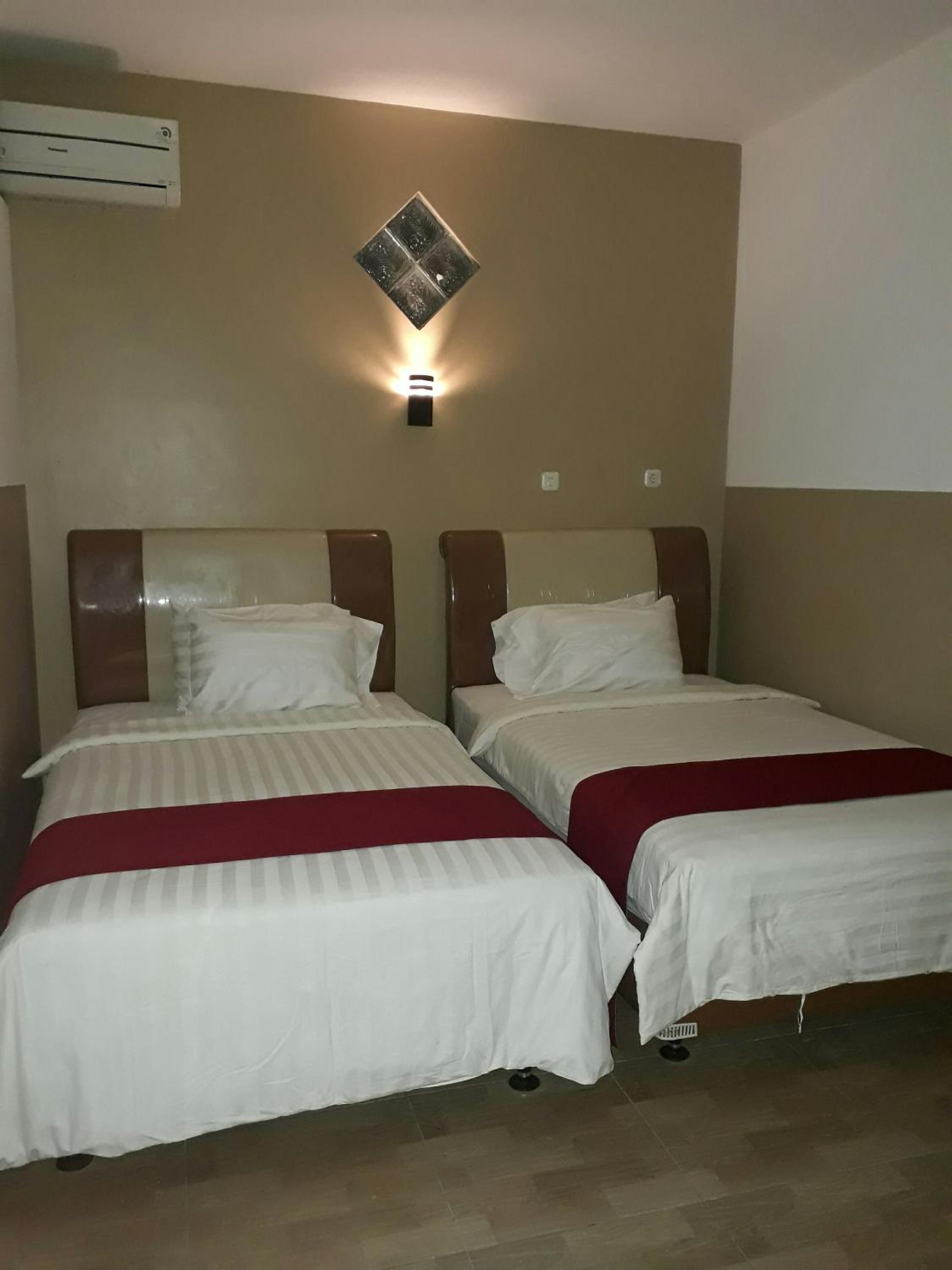 Deluxe Double or Twin Room with Mountain View - Photo 6