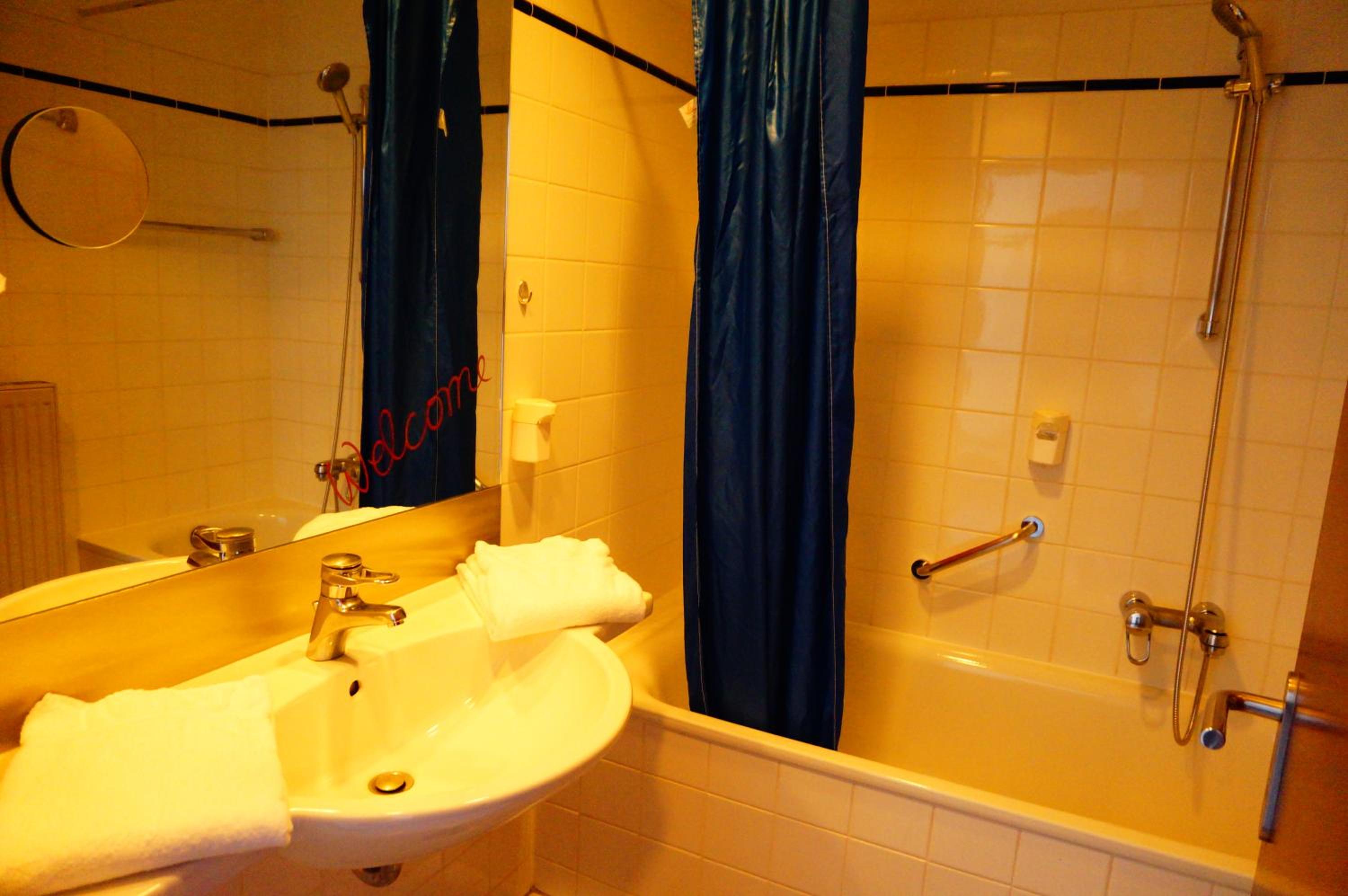 Comfort Triple Room photo 2
