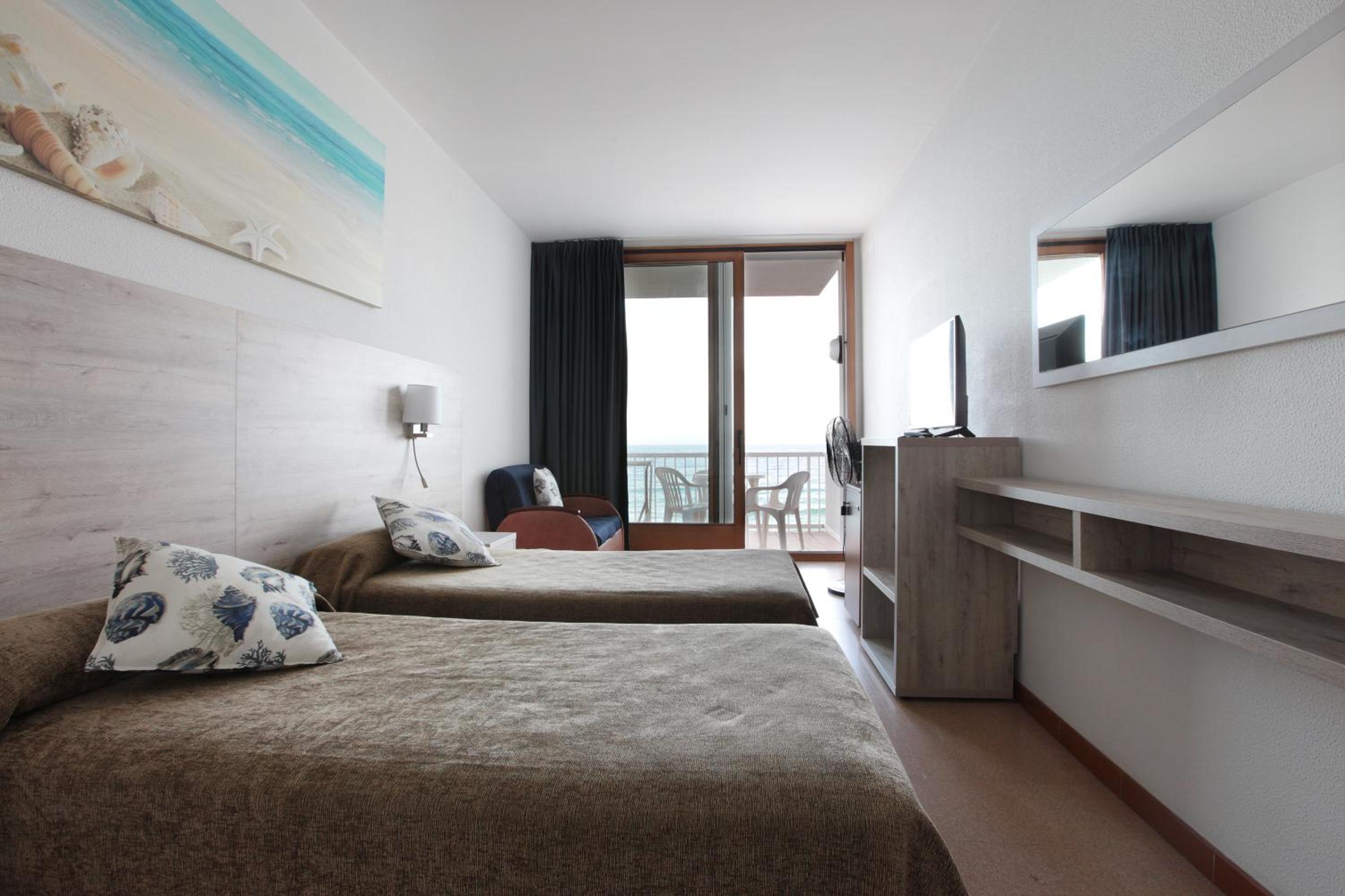 Twin Room with Sea View