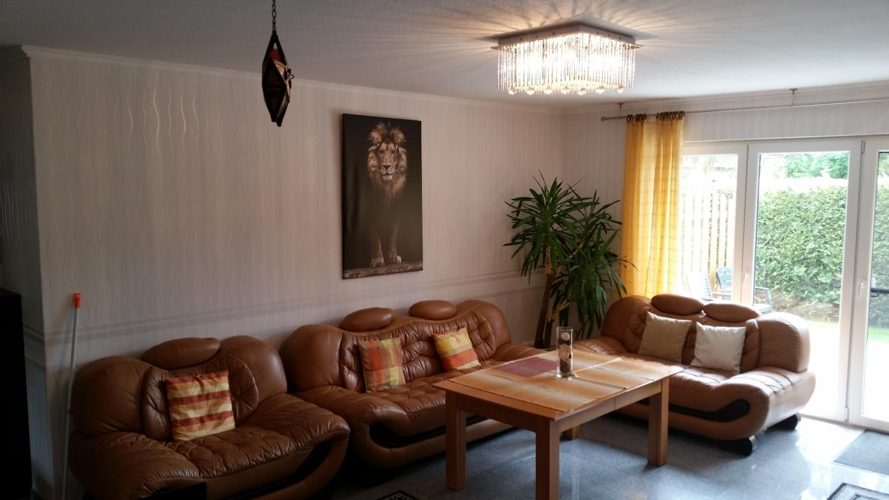 Two-Bedroom House - Photo 7