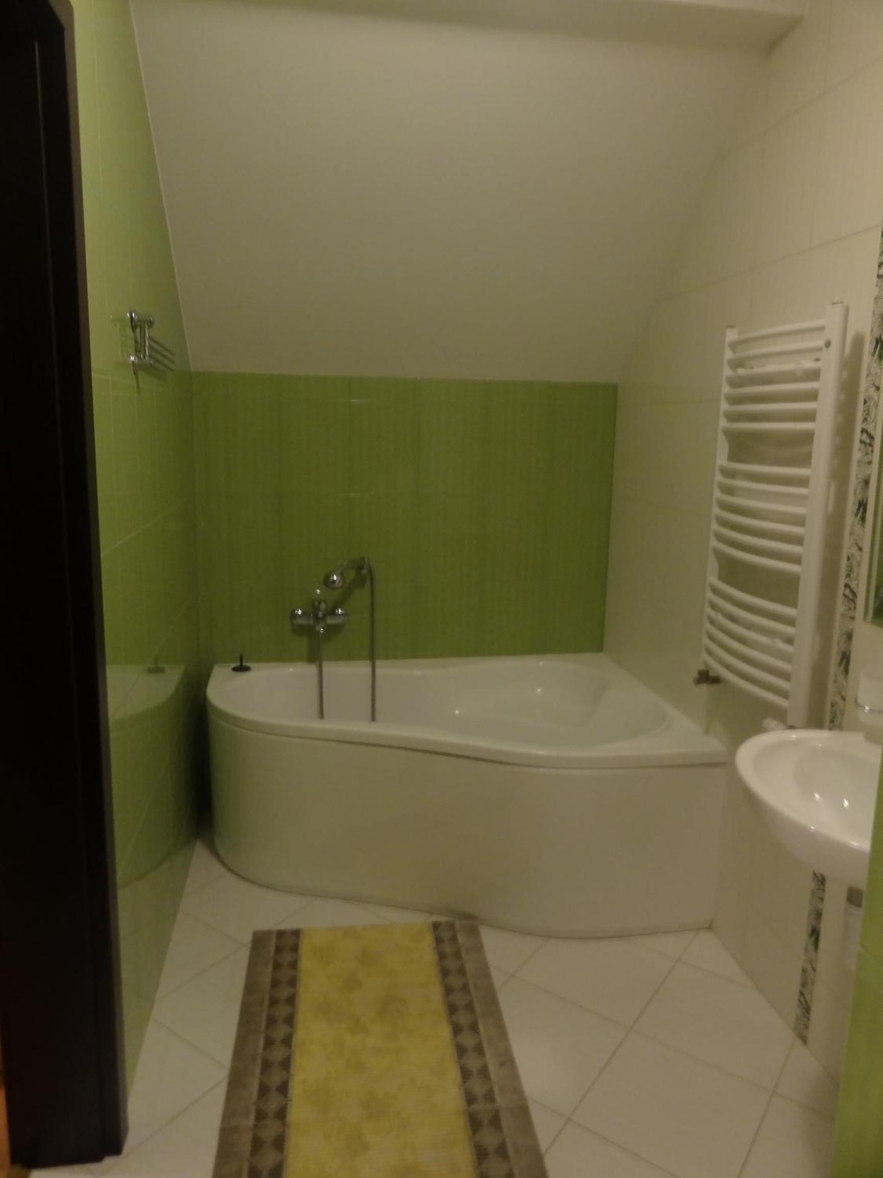 Family Room with Balcony - Photo 2