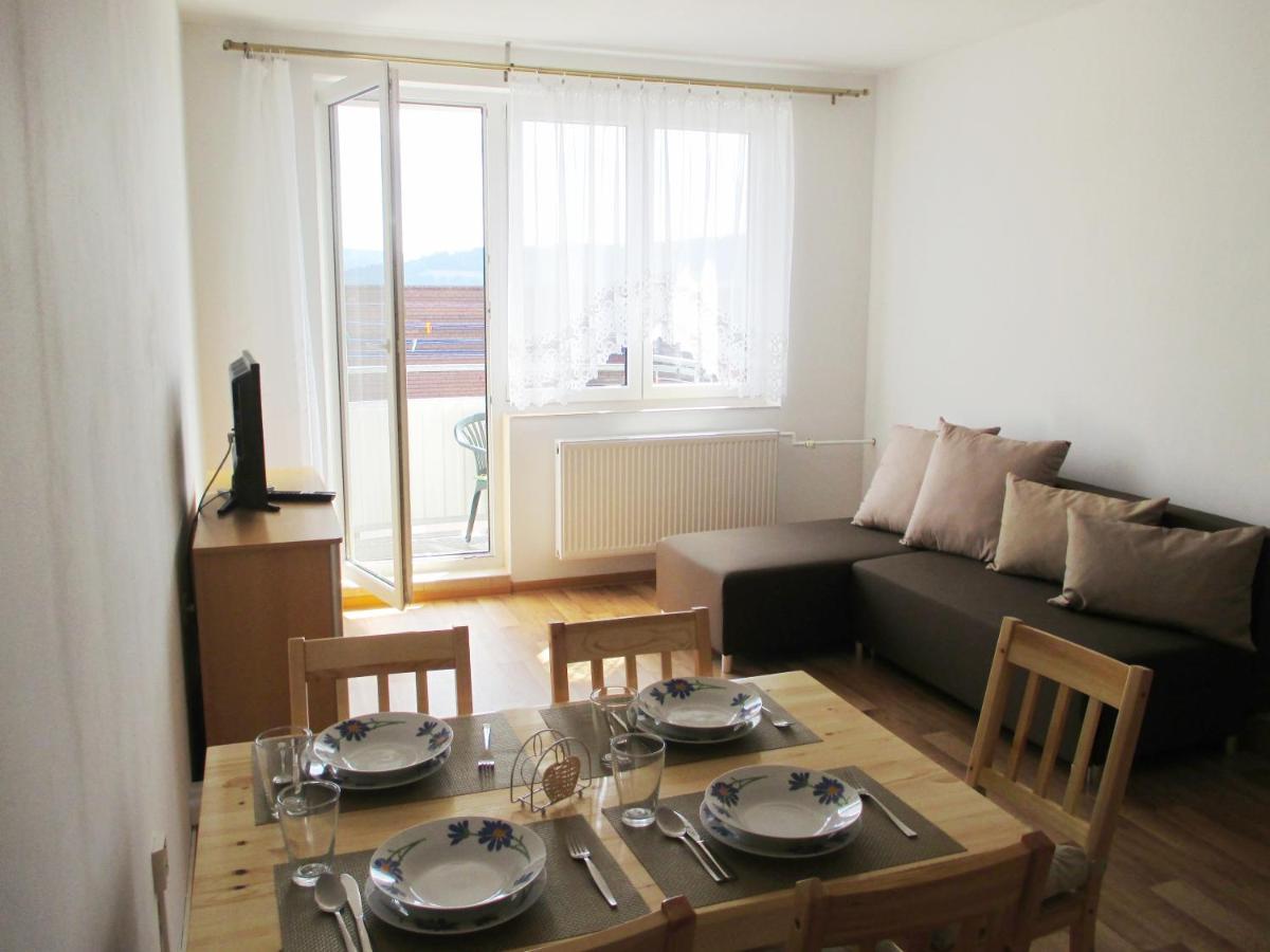 Apartment with Balcony photo 2