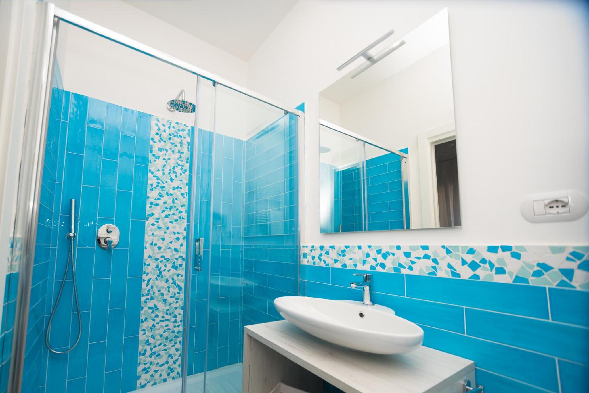Double Room - Photo 18