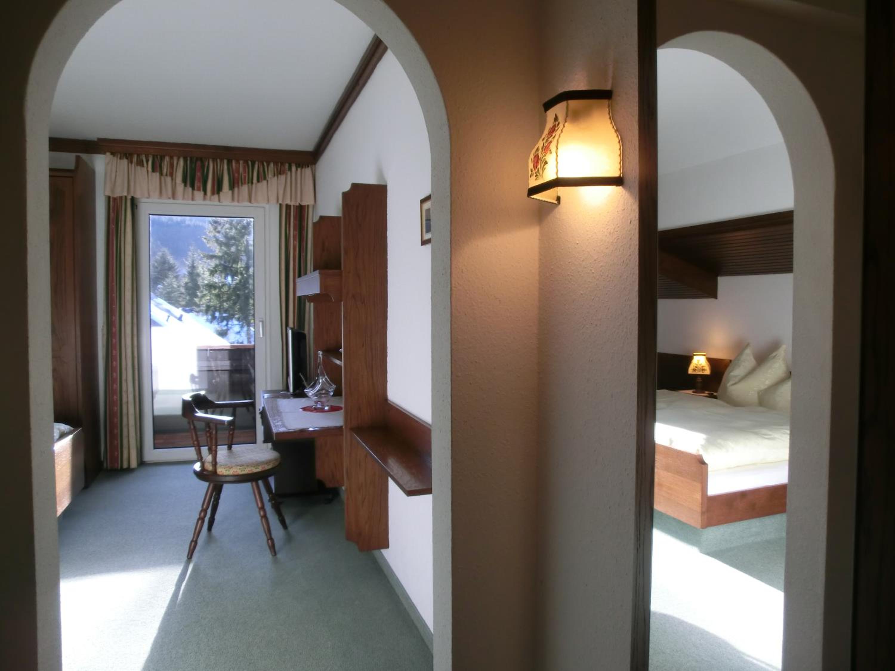 Double Room with Balcony photo 3