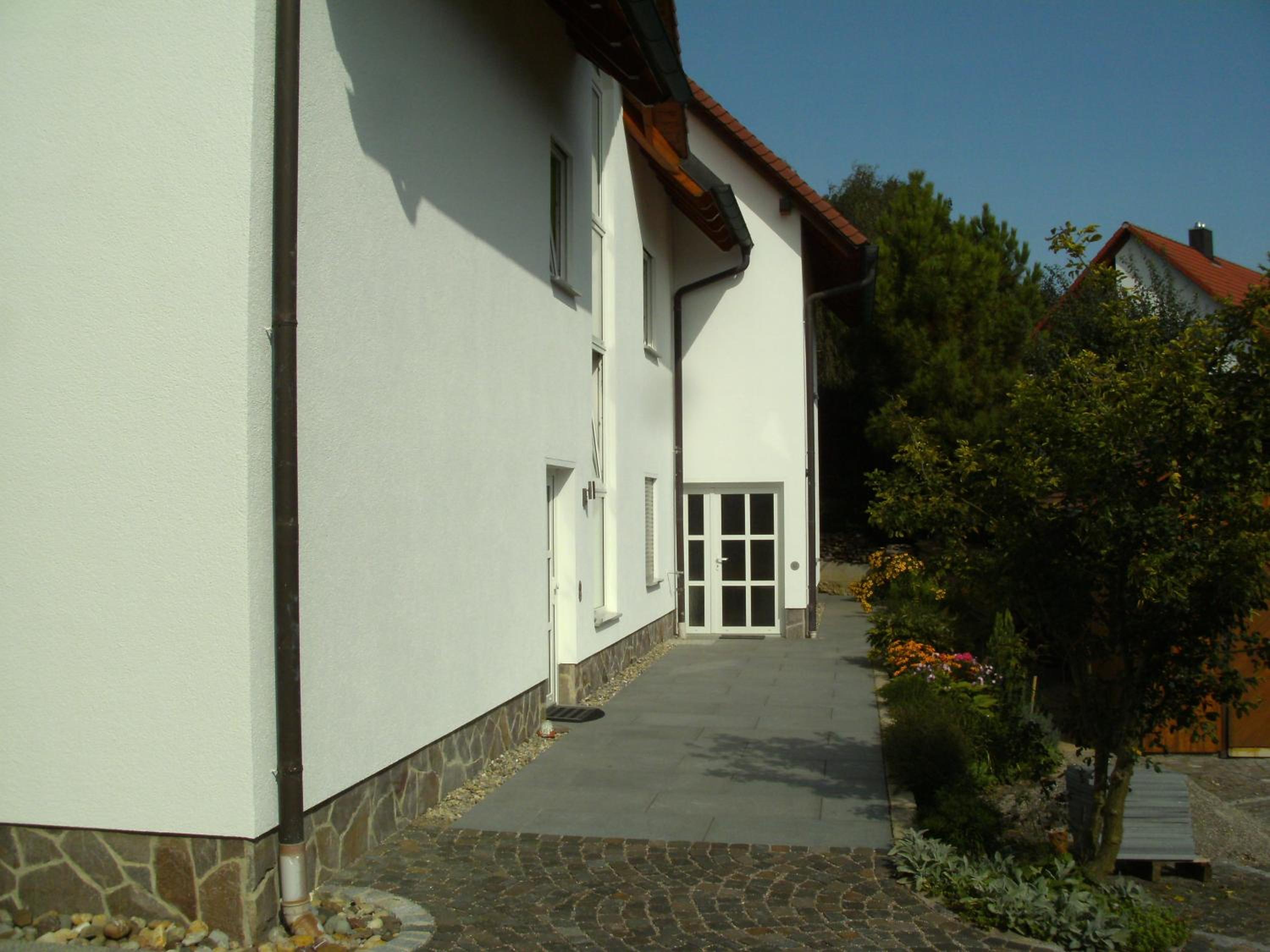 Apartment - Ground Floor photo 2