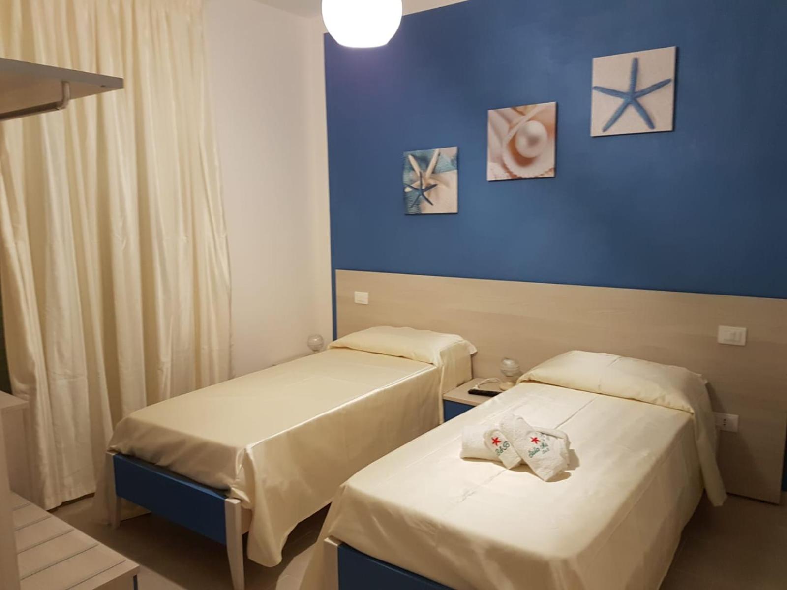 Deluxe Twin Room photo 3