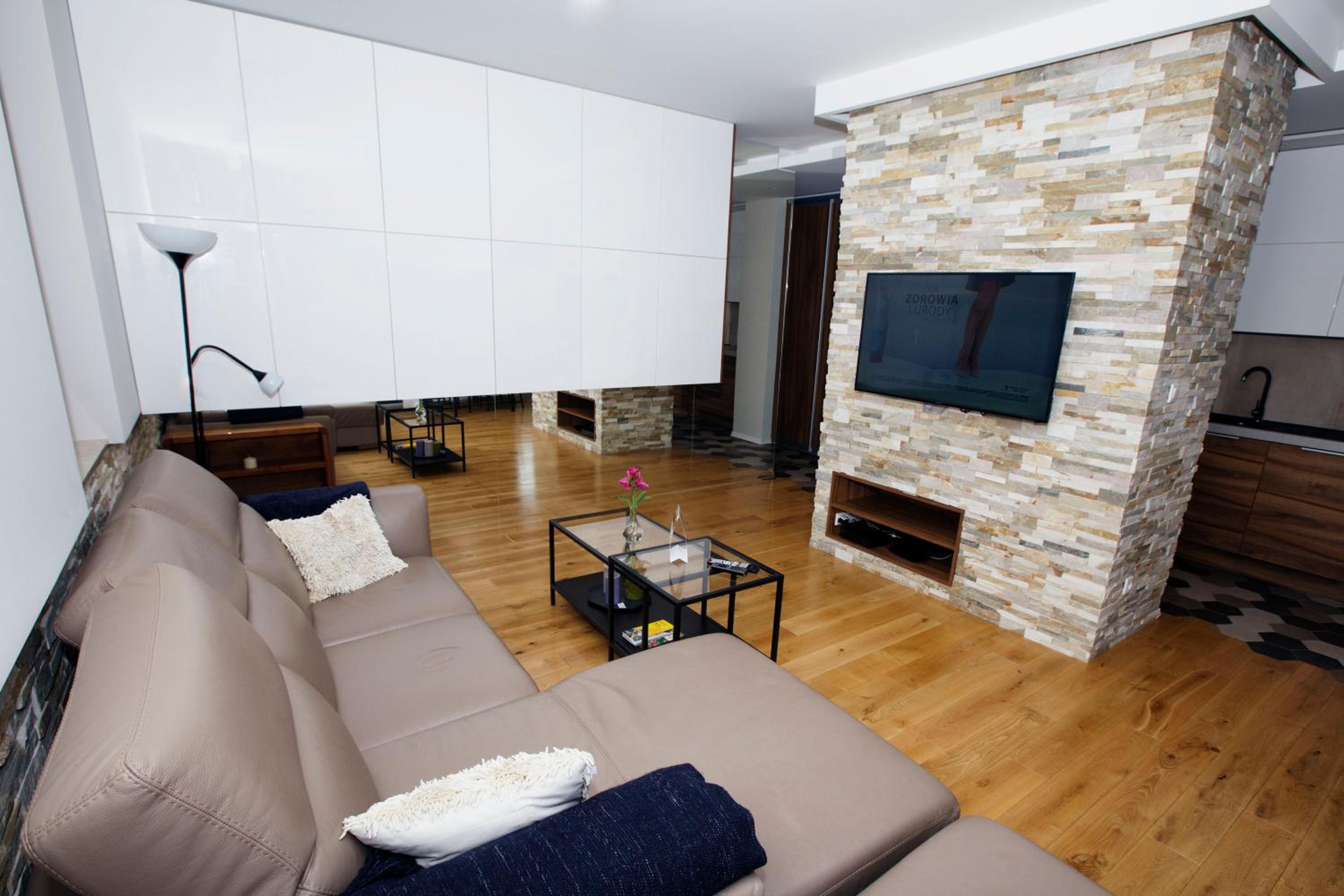 Deluxe Apartment
