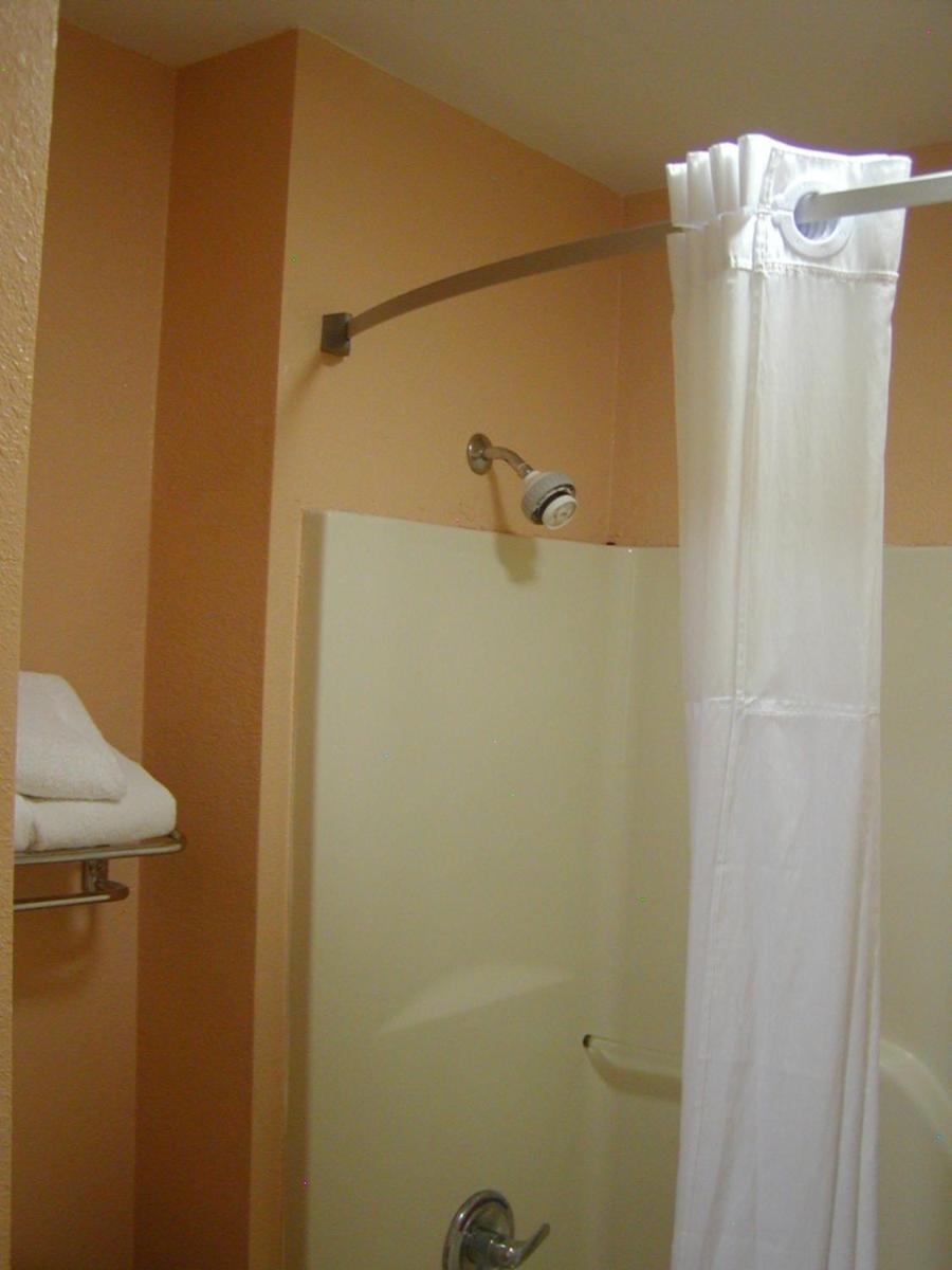 Double Room with Two Double Beds - Non-Smoking - Photo 3