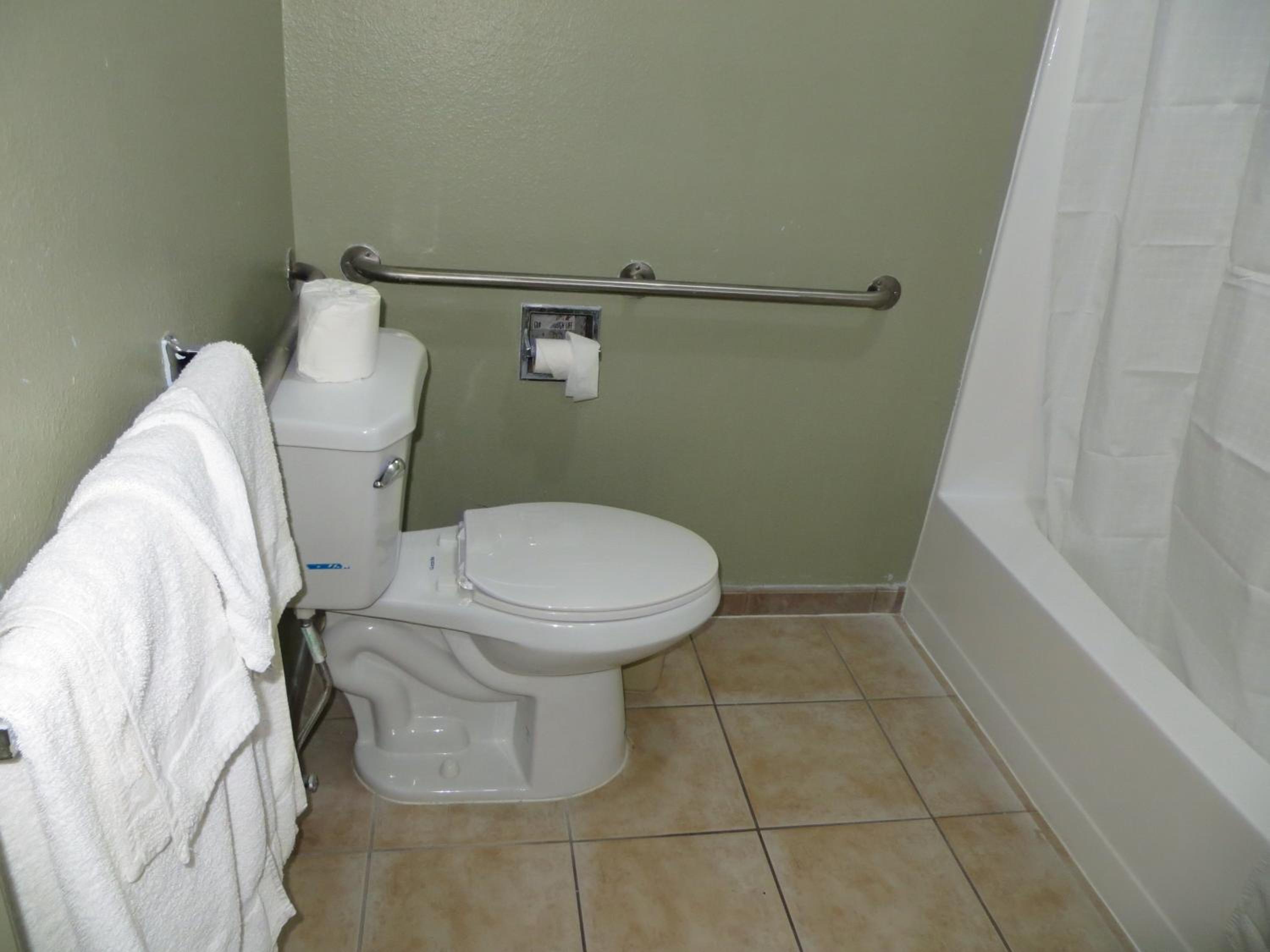 King Room with View - Photo 5