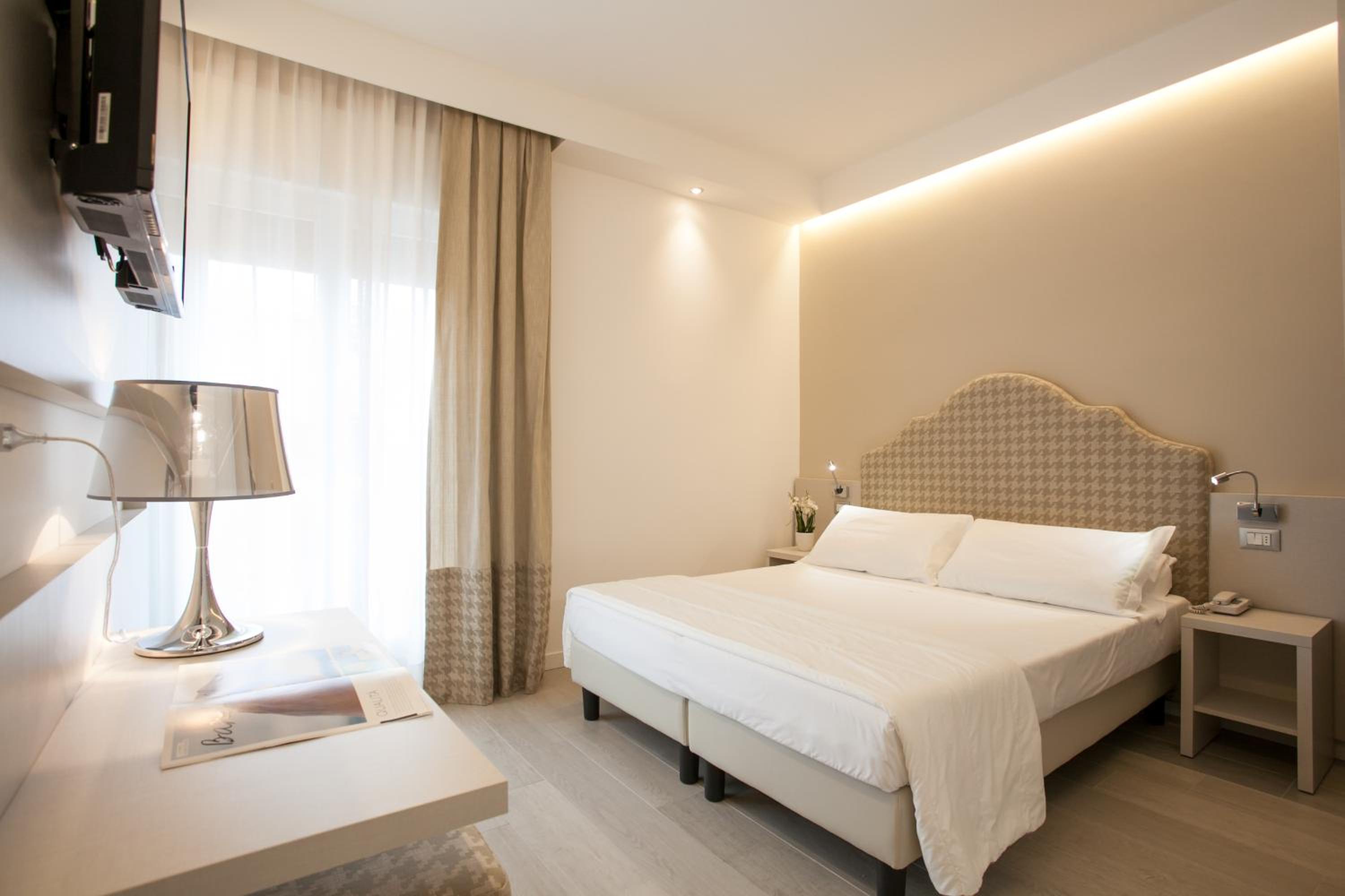 Double or Twin Room photo 1