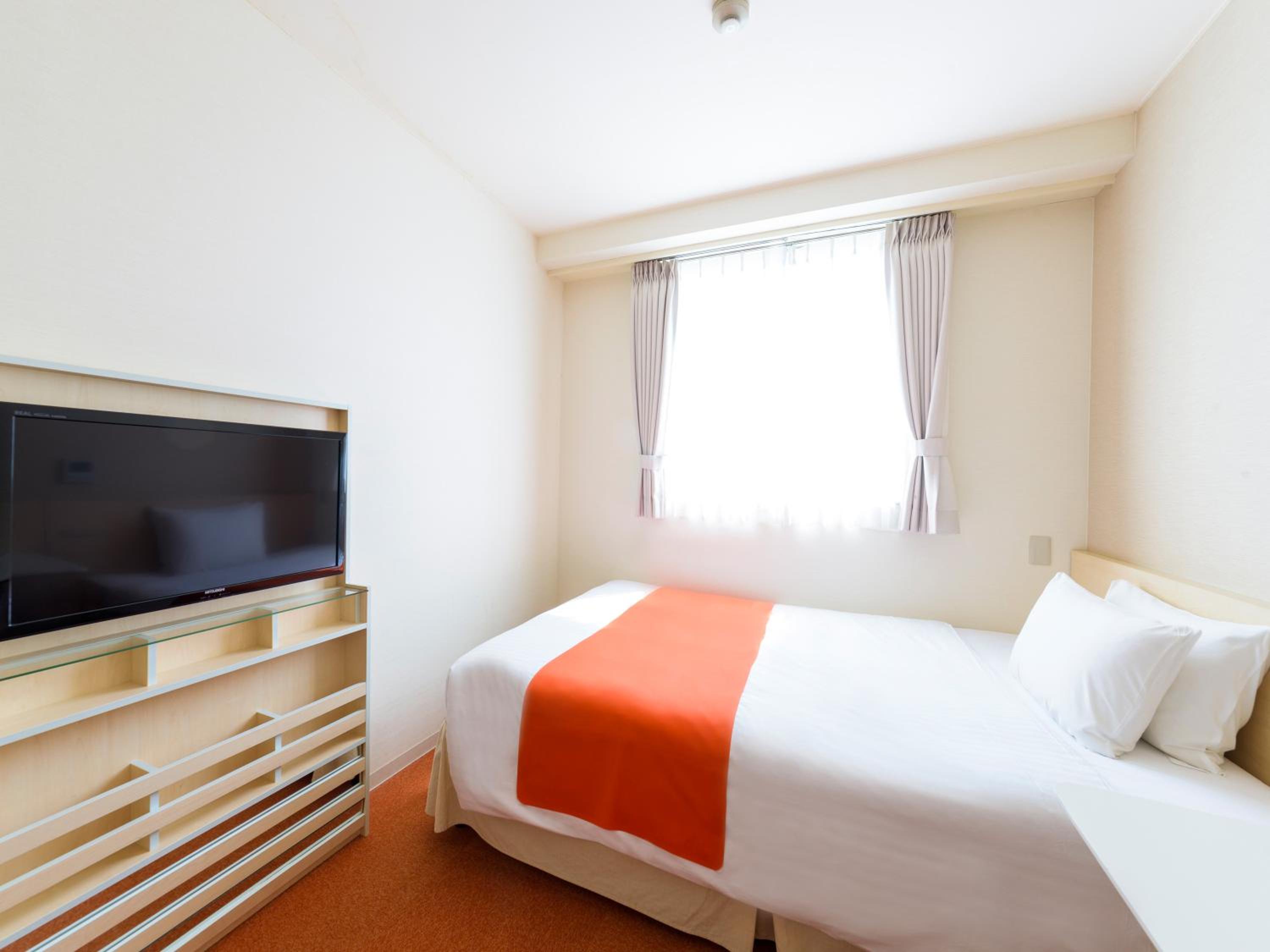 Double Room with Extra Bed - Smoking photo 3