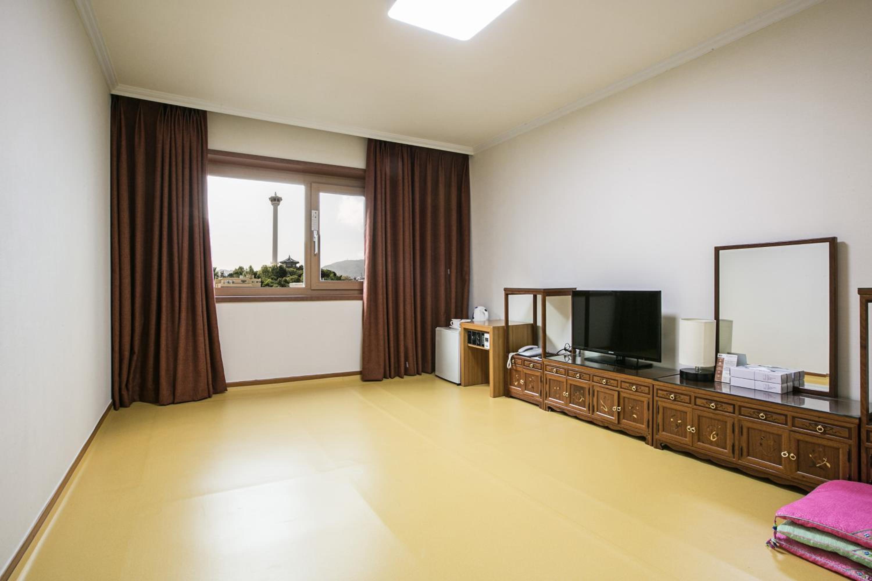 Room Selected At Check-In photo 2