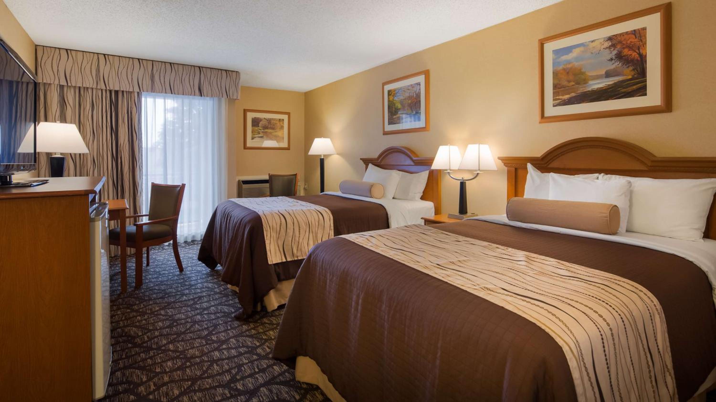 Double Room with Two Double Beds - Non-Smoking - Photo 3