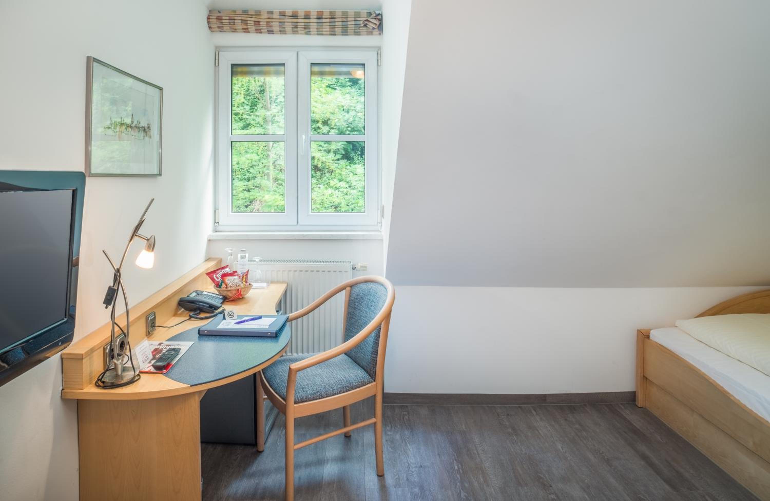 Standard Single Room photo 3