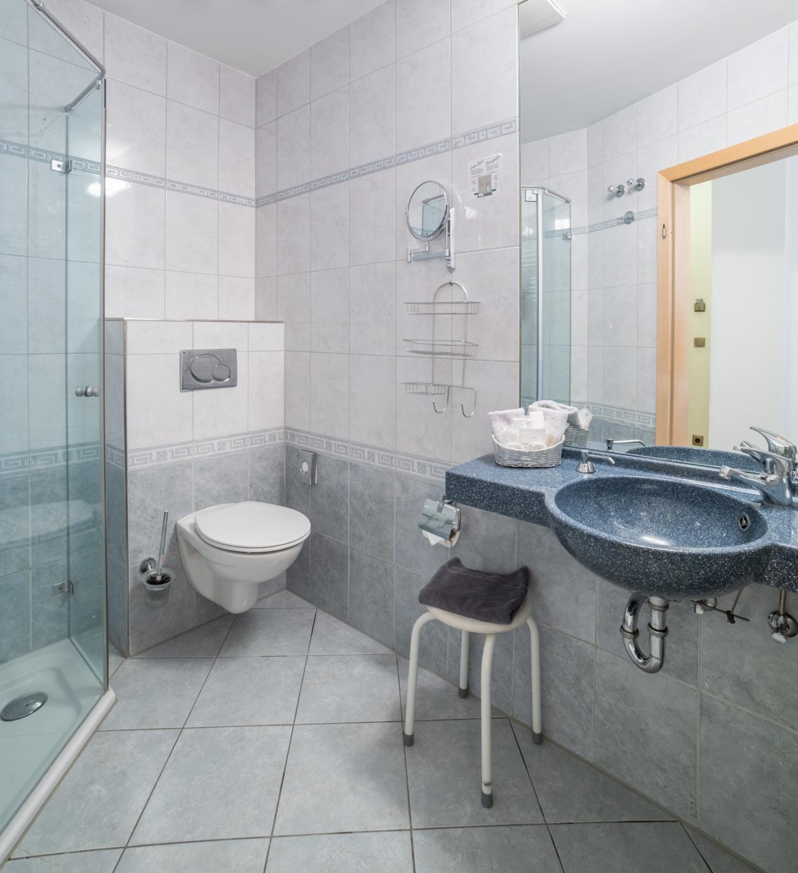 Deluxe Single Room photo 3