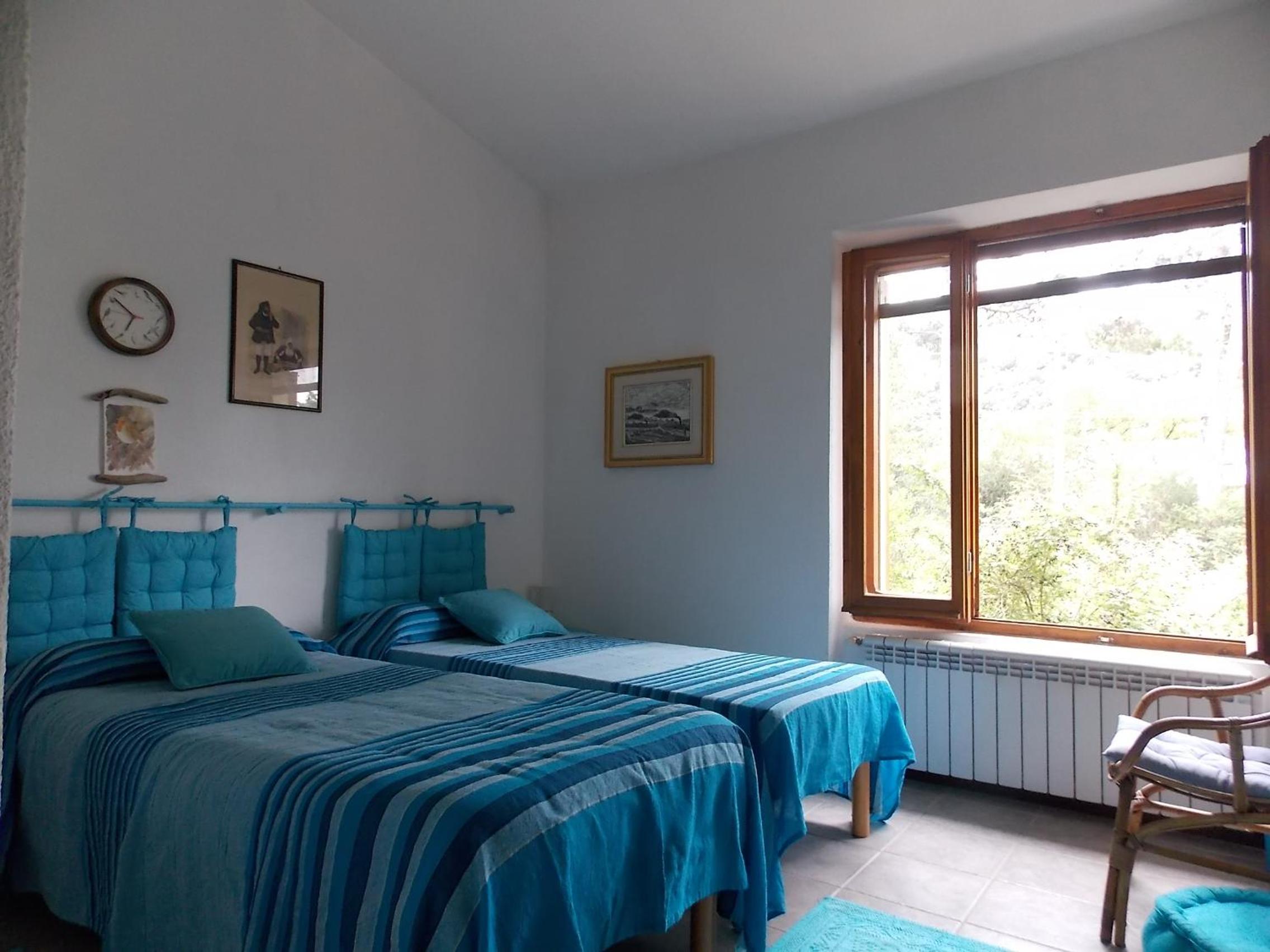 Double or Twin Room with Shared Bathroom photo 3