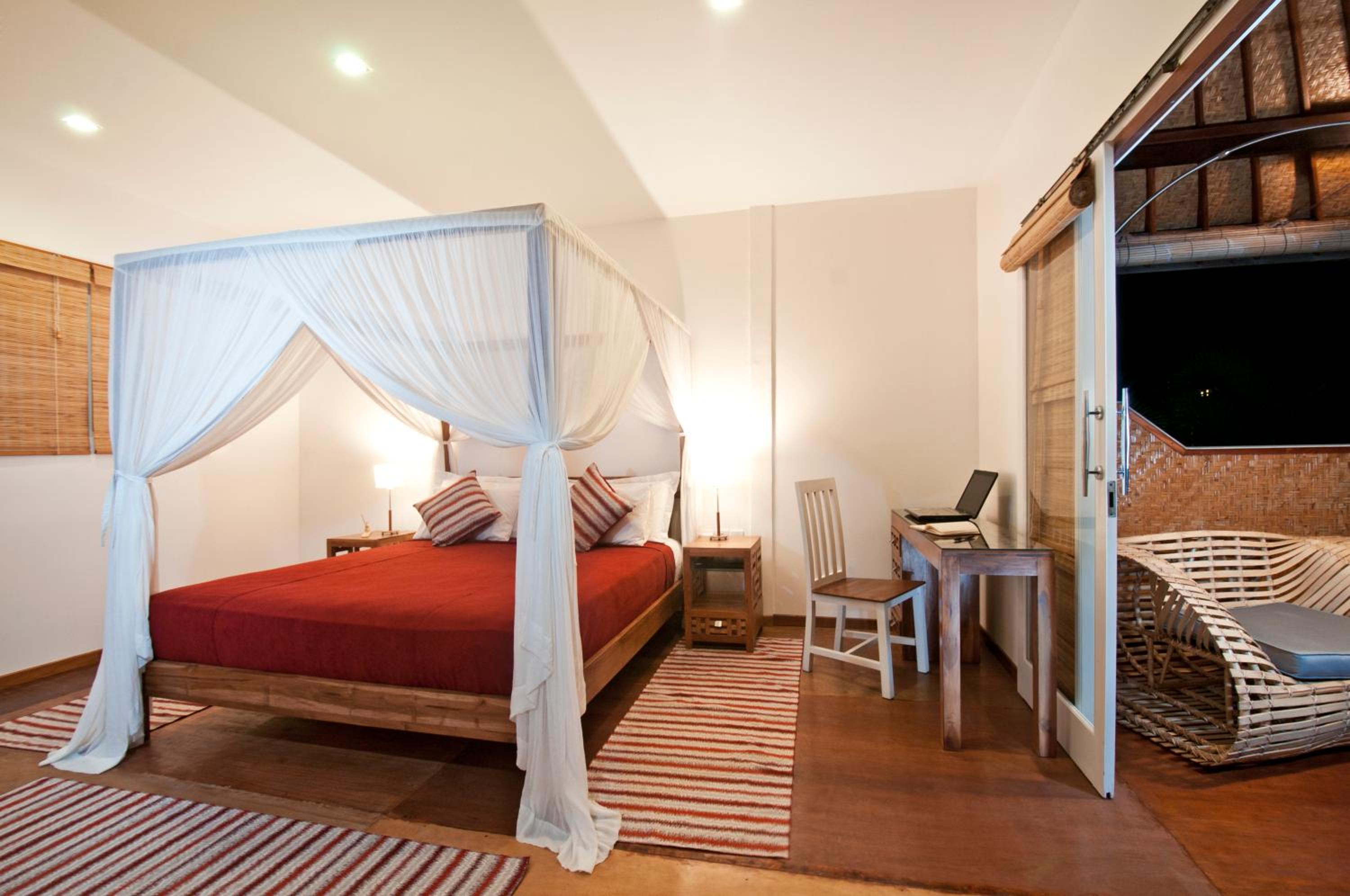 Three-Bedroom Villa photo 3