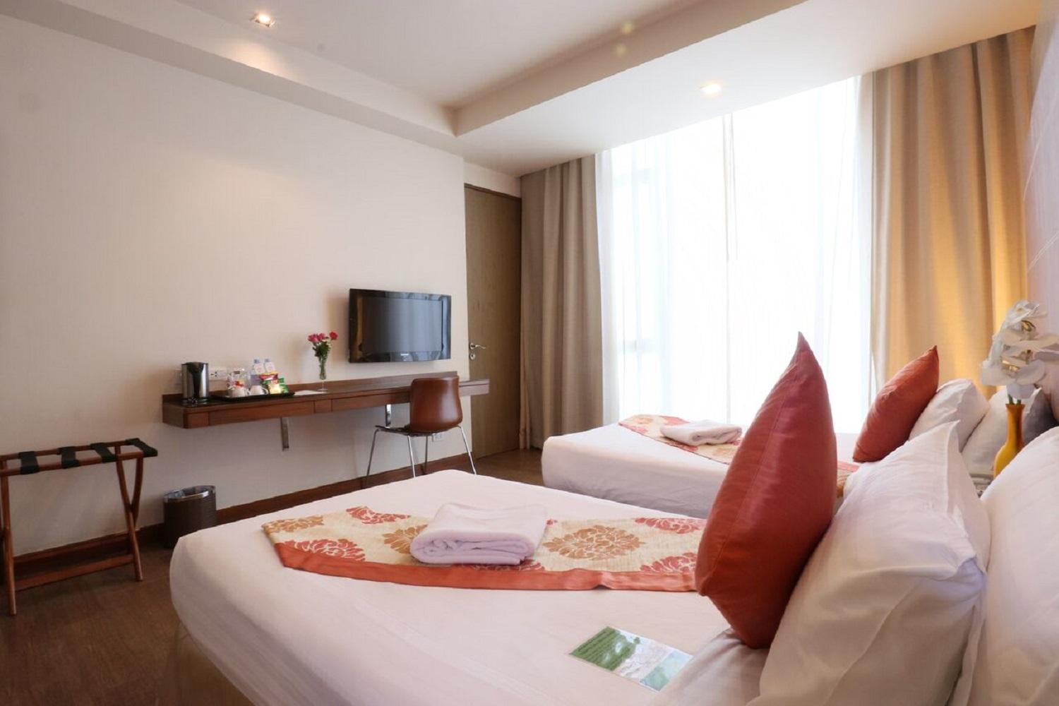 Saffron Premier Twin Room photo 2
