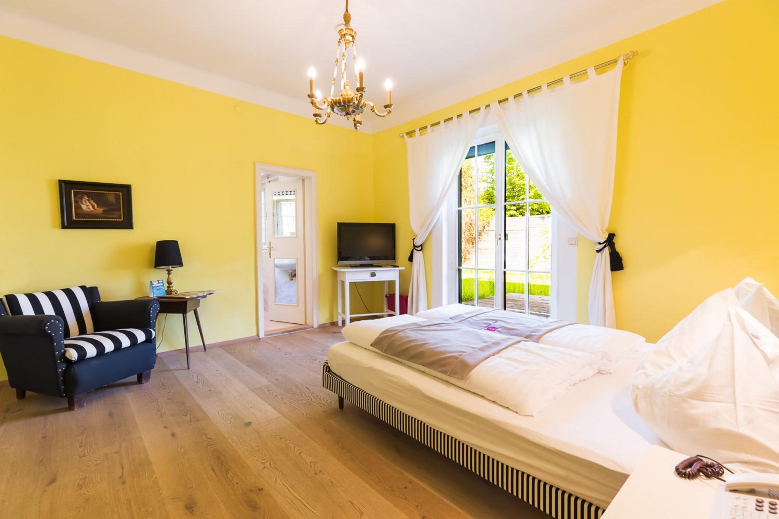 Classic Double Room - Photo 4