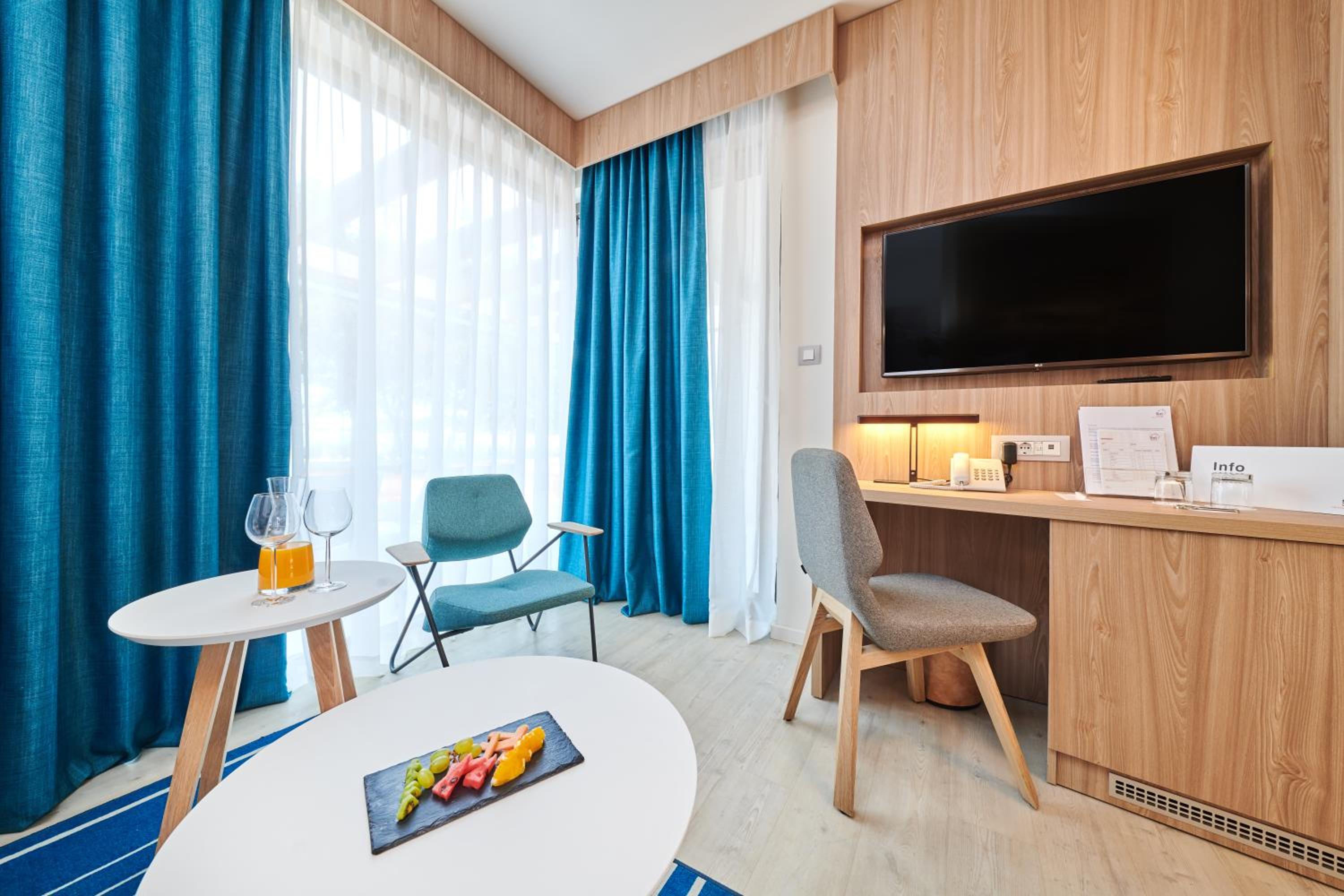 Premium Suite - Sea Side photo 1