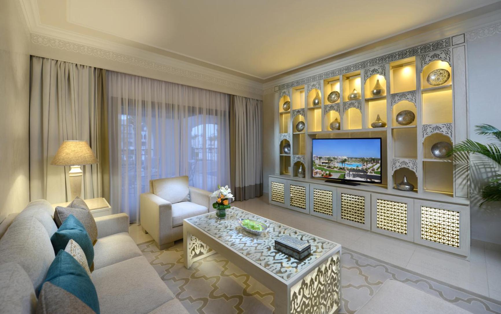 Royal Suite thumbnail 5