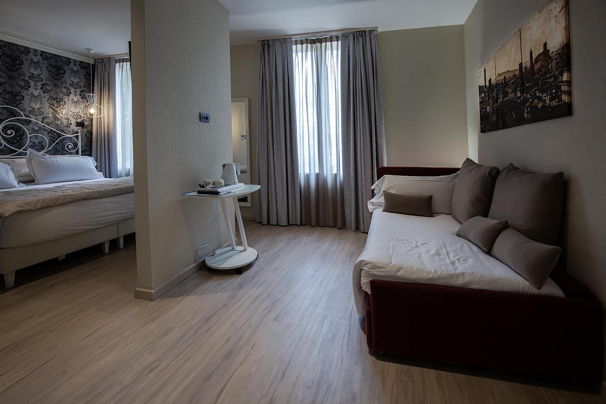 Quadruple Room - Photo 2