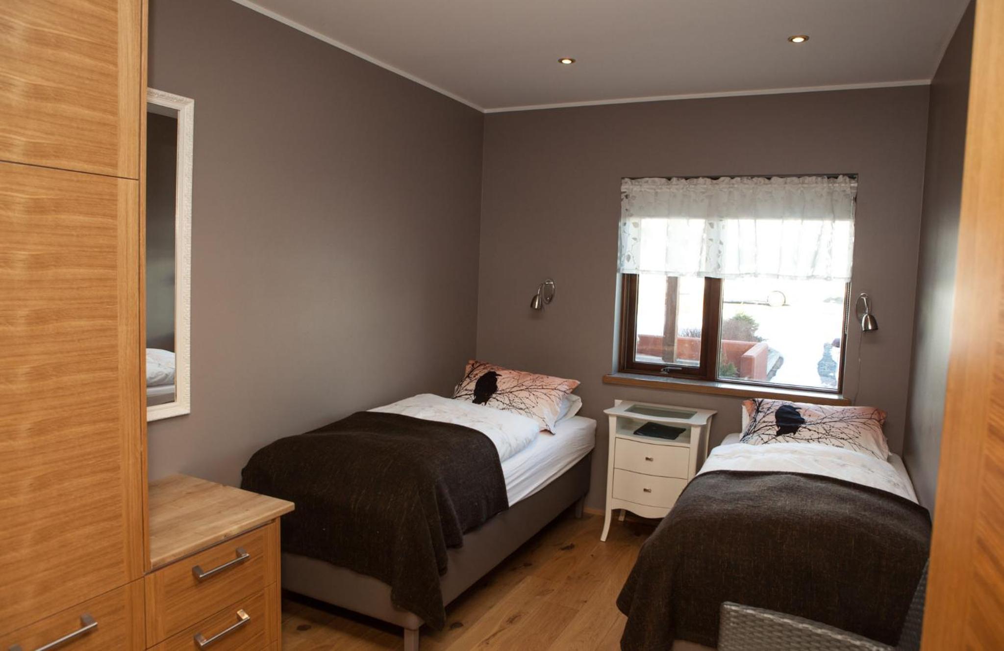 Double or Twin Room with Shared Bathroom photo 1