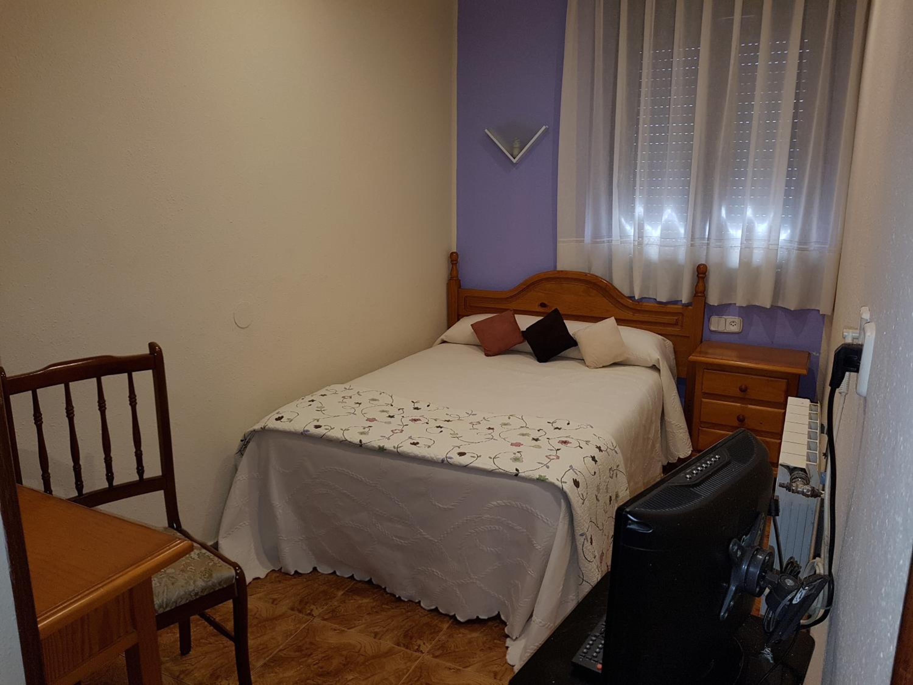 Habitación individual con baño privado