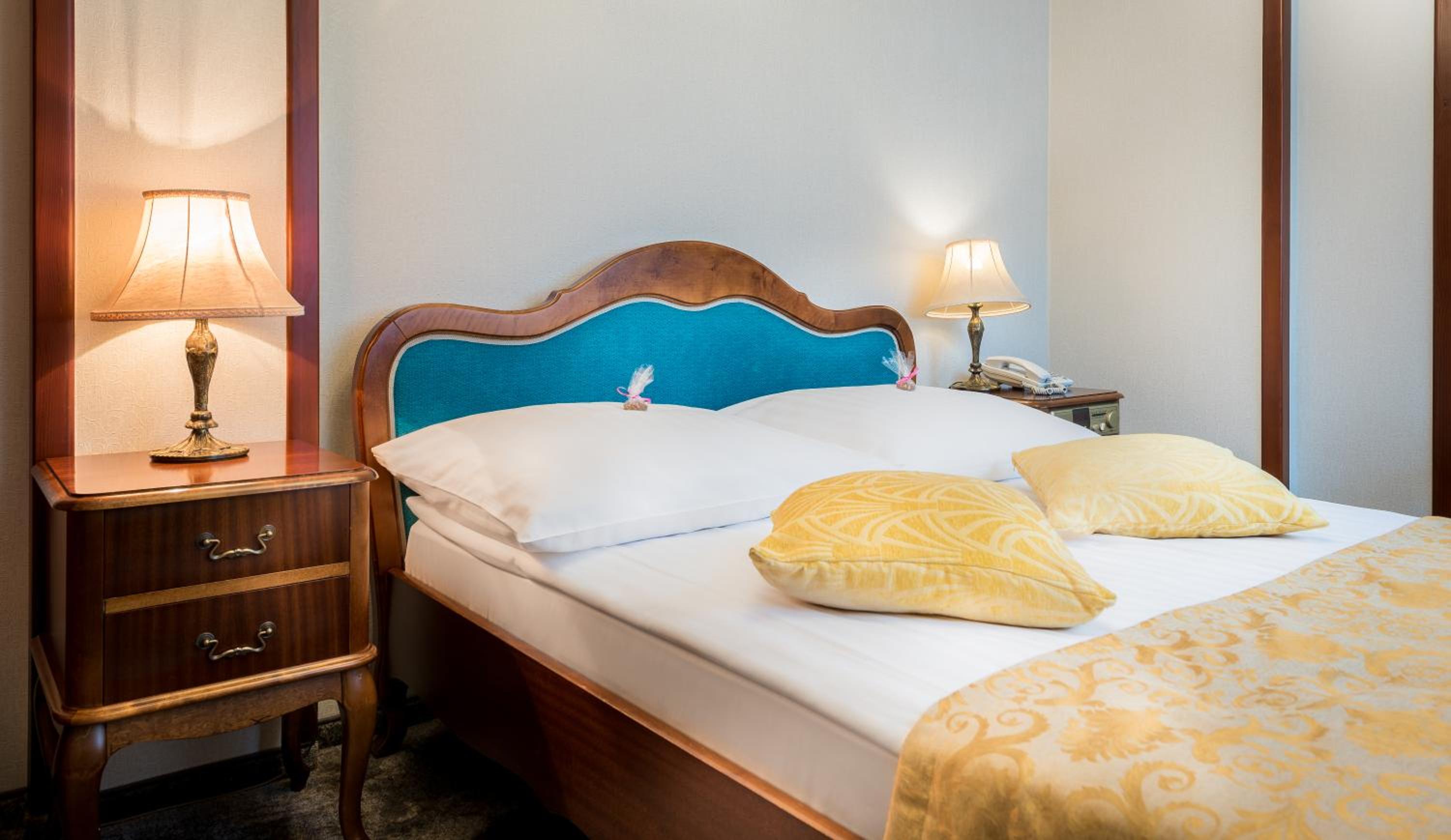 Double Room - Photo 18
