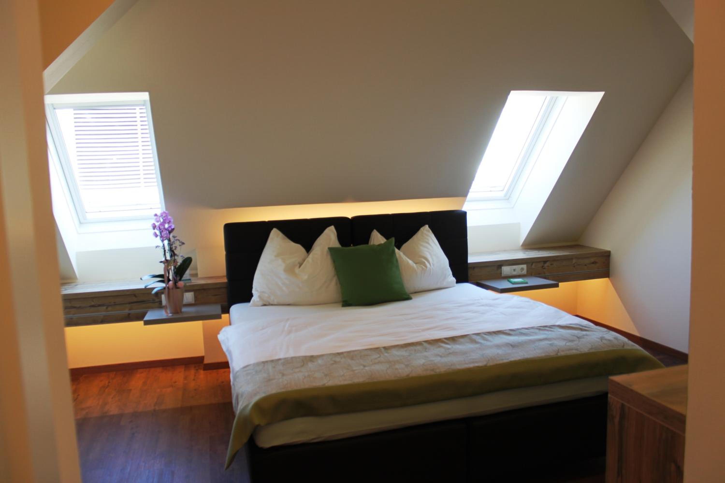 Standard Double Room / 3 photo 1