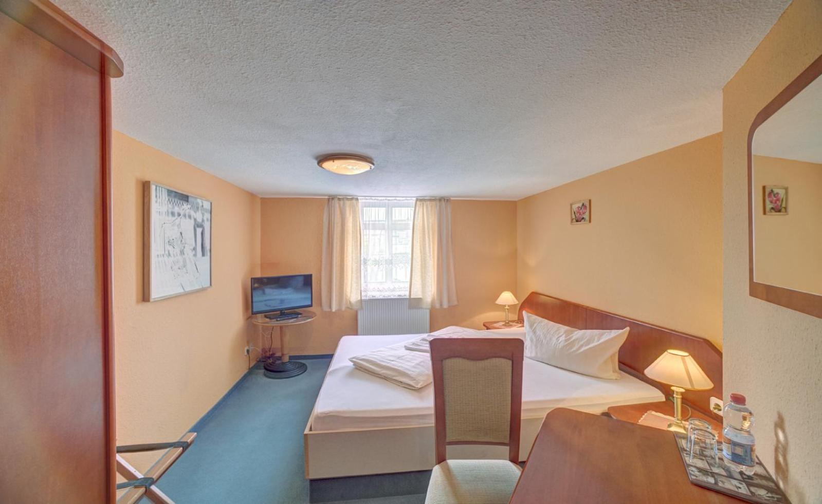 Standard Double Room photo 1