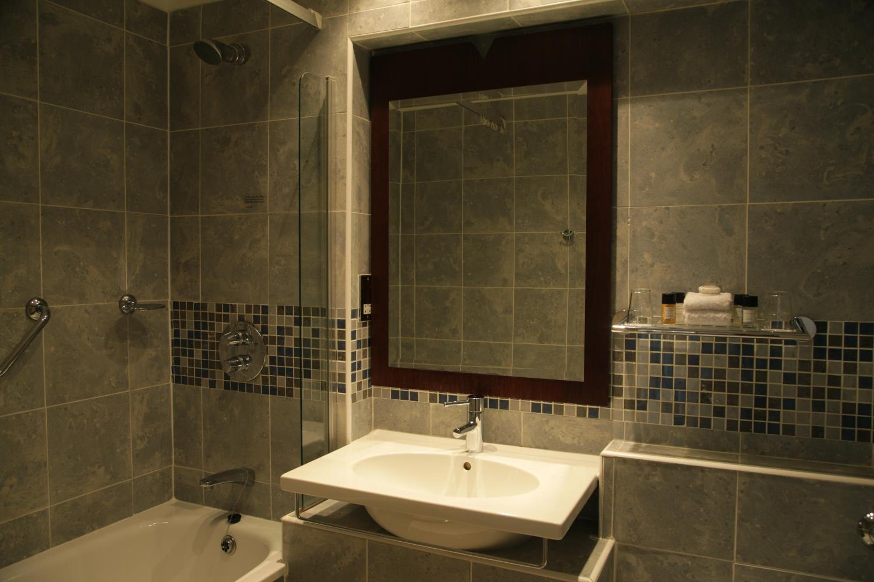 Standard Double Room - Photo 6