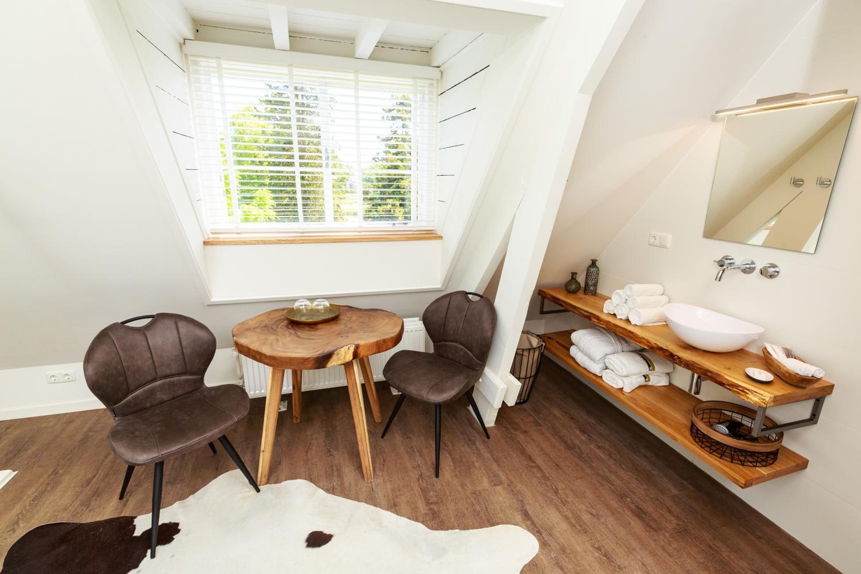 Deluxe Double Room - Photo 3