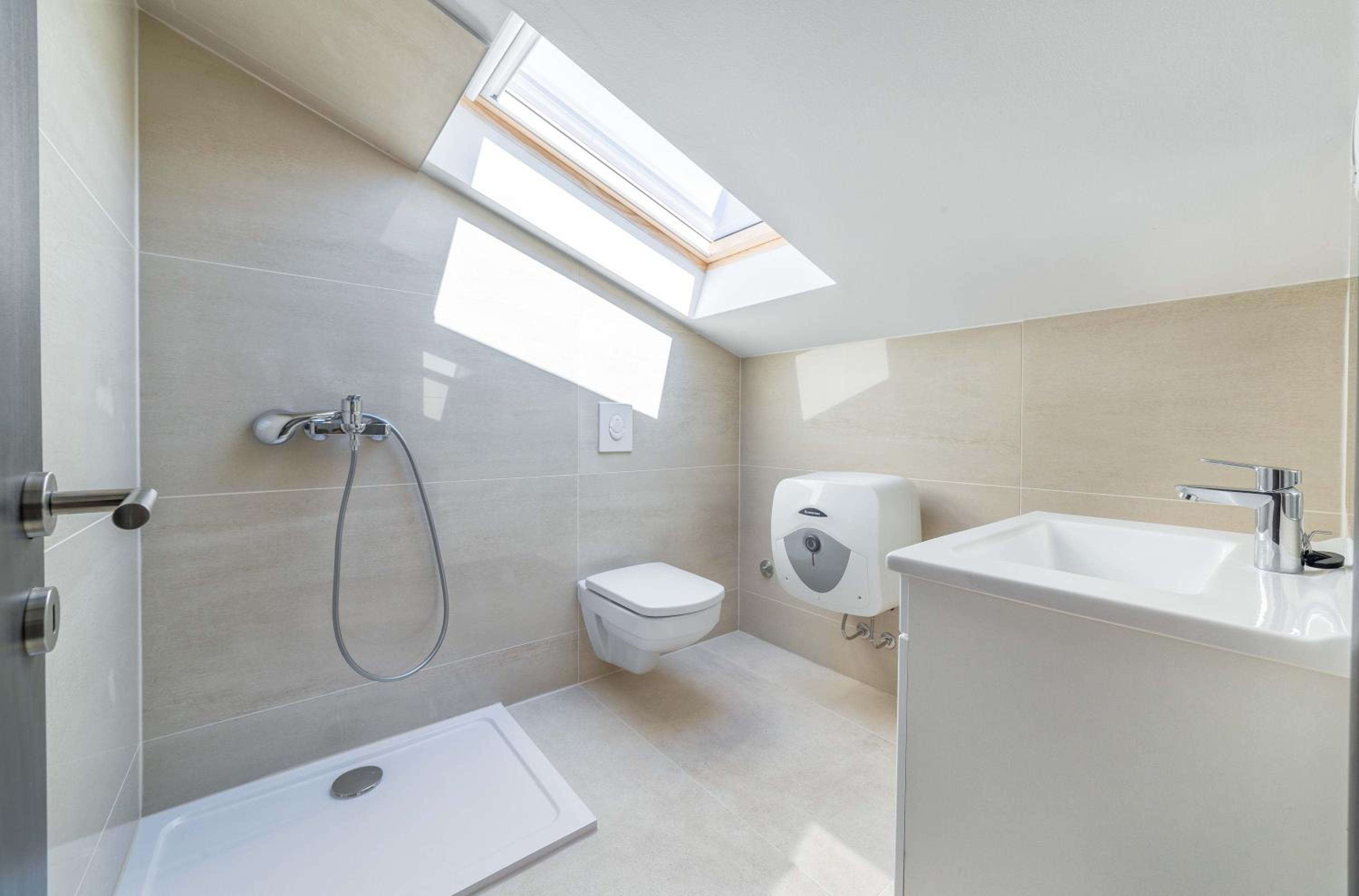 Apartment with Sea View - Photo 49