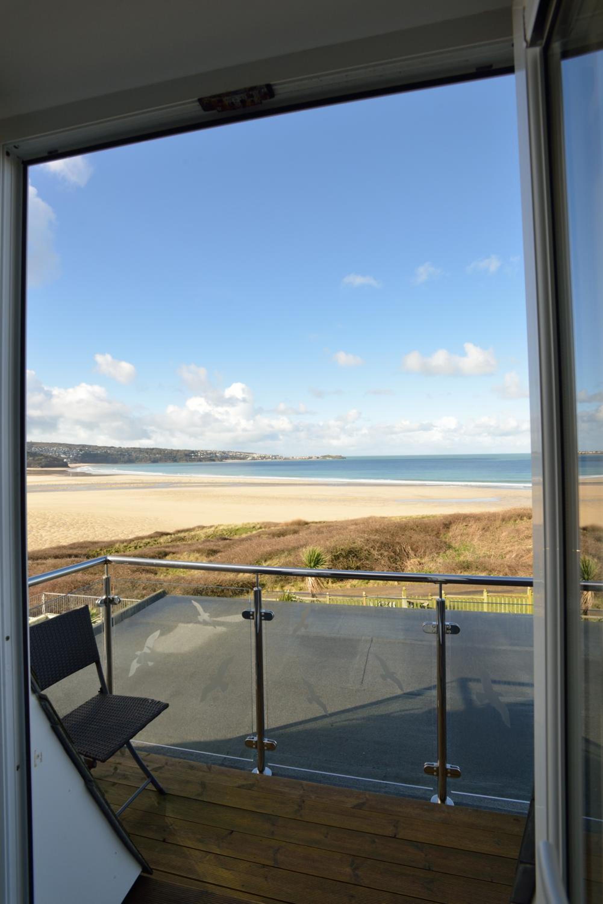 Double Room with Balcony and Sea View photo 2