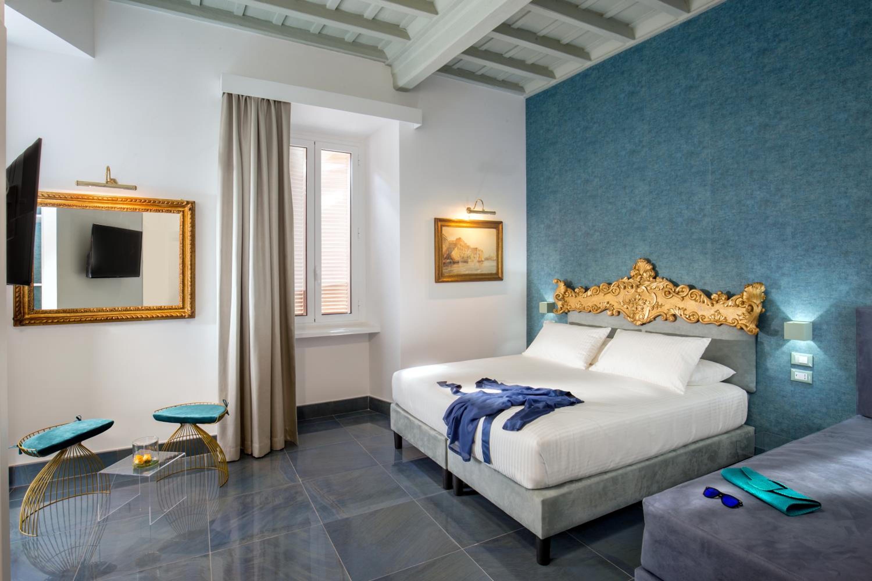 Luxury Triple Room photo 2