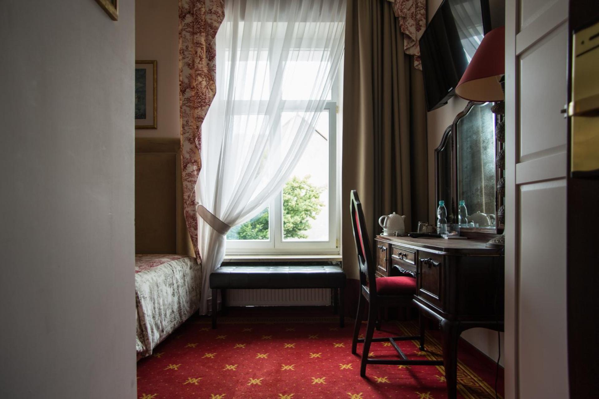 Deluxe Single Room
