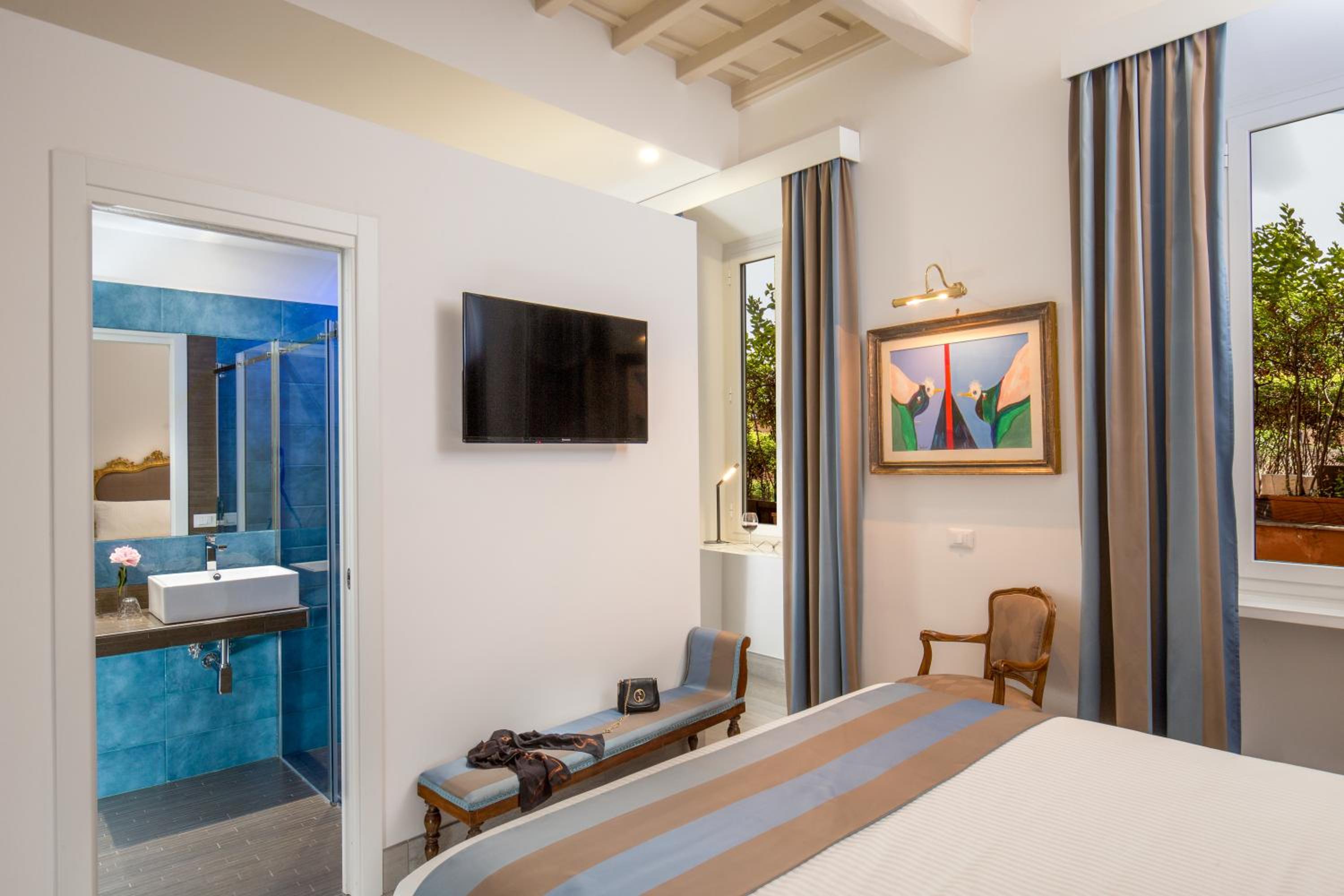 Deluxe Double or Twin Room photo 2