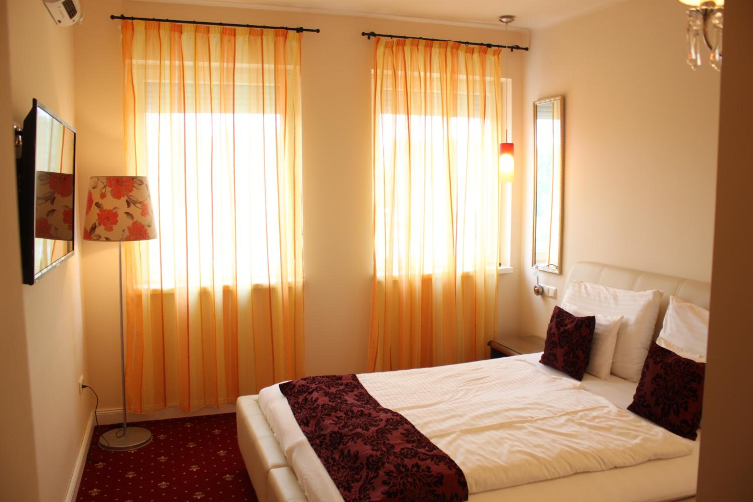 Suite with Balcony photo 1