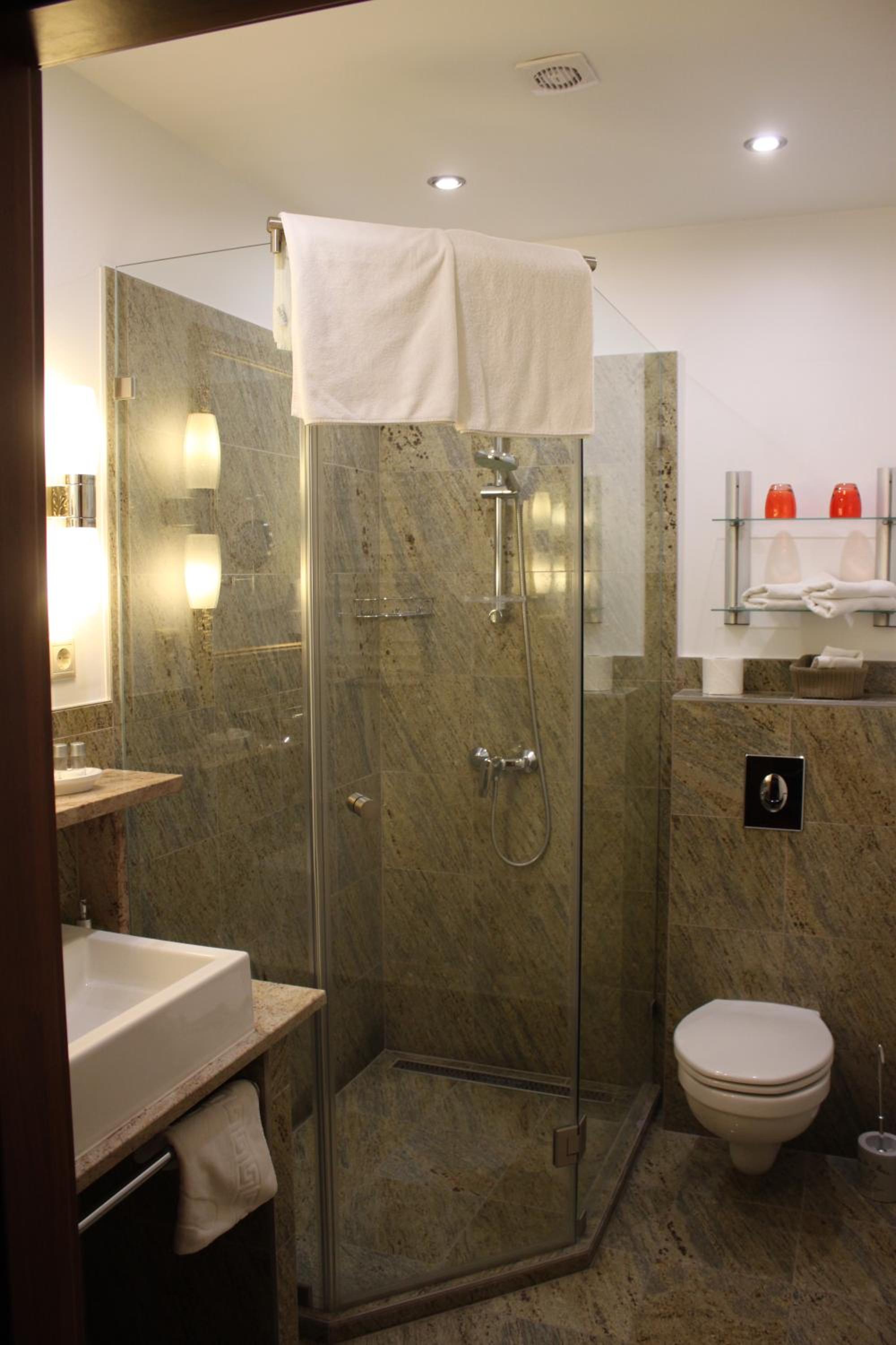Two-Bedroom Suite photo 3