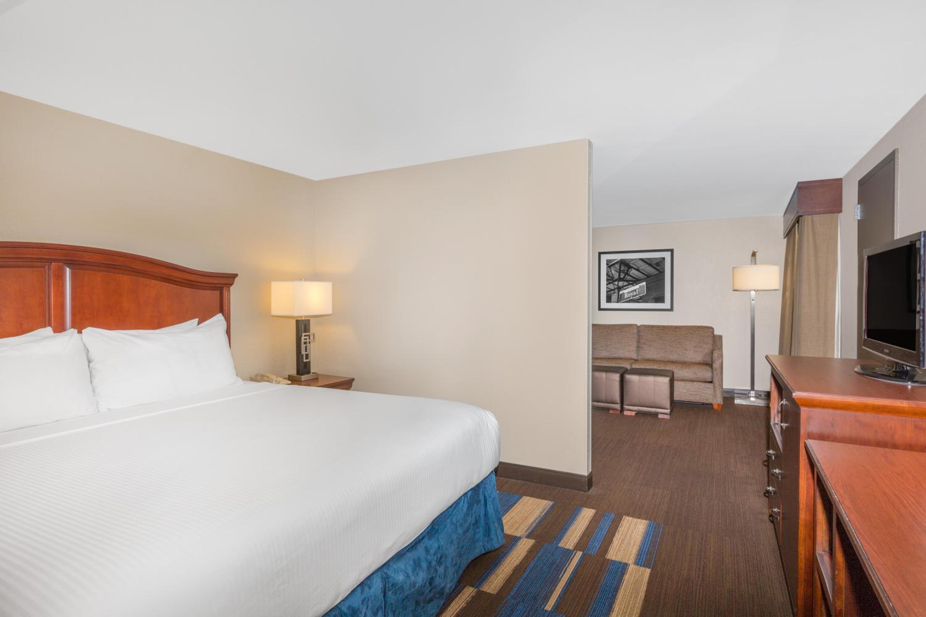 Executive King Room - Photo 2