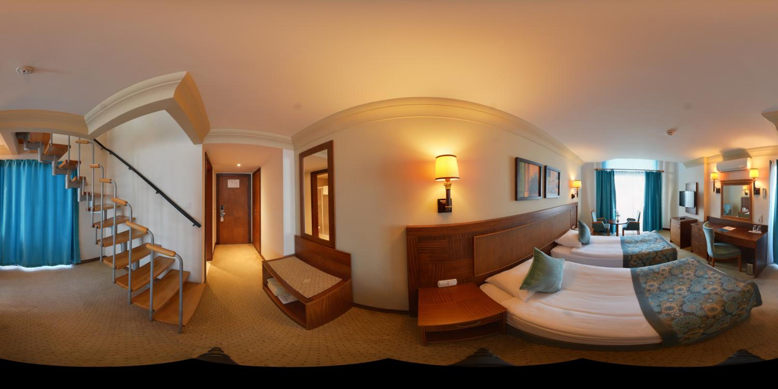 Family Room photo 2